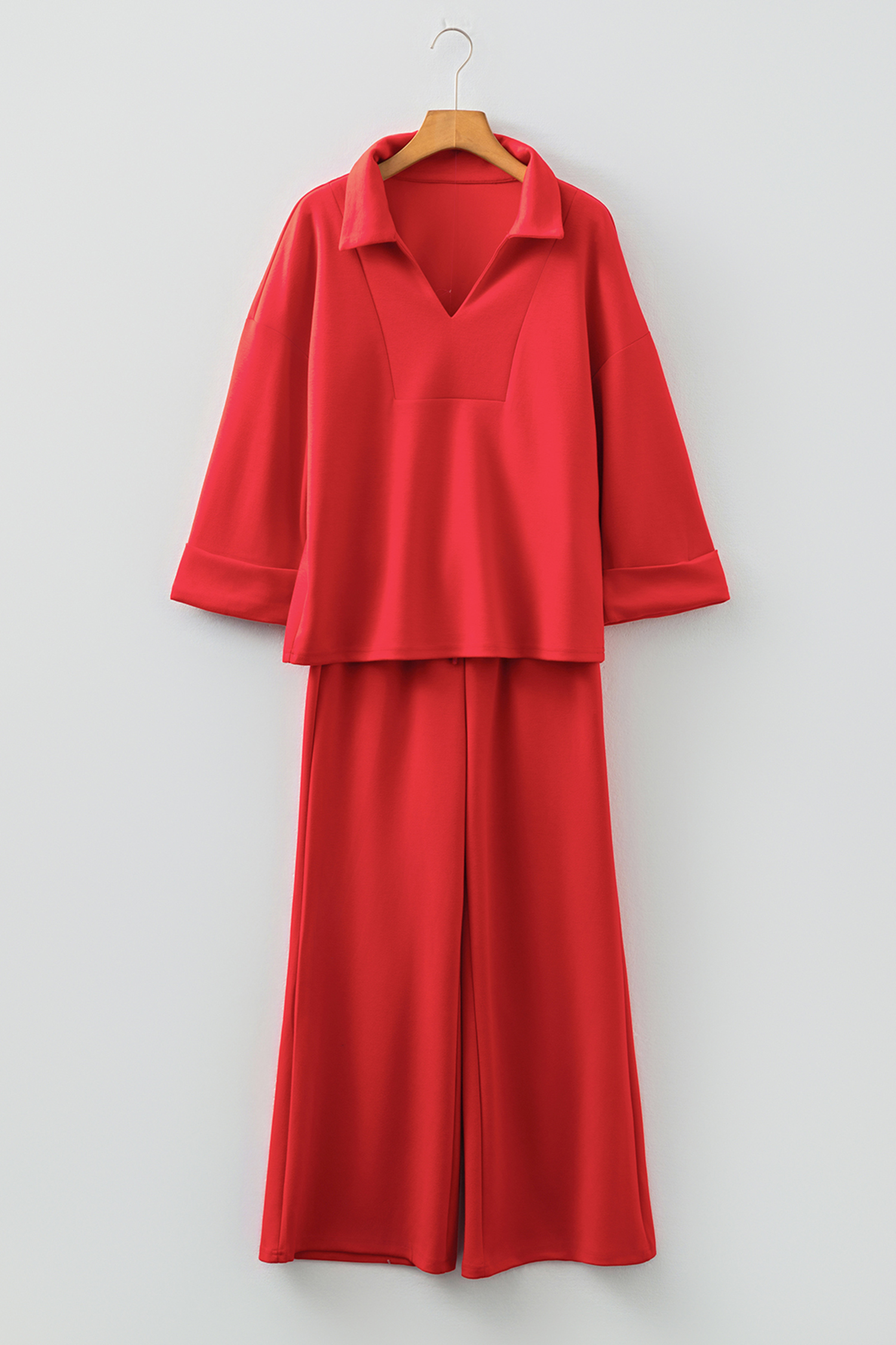 Fiery Red Polo Collar V Neck 3/4 Sleeve Pullover Drawstring Bell Bottom Pants 2pcs Set