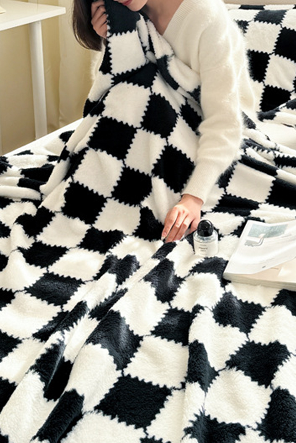Pink Checkered Soft Plush Large Blanket