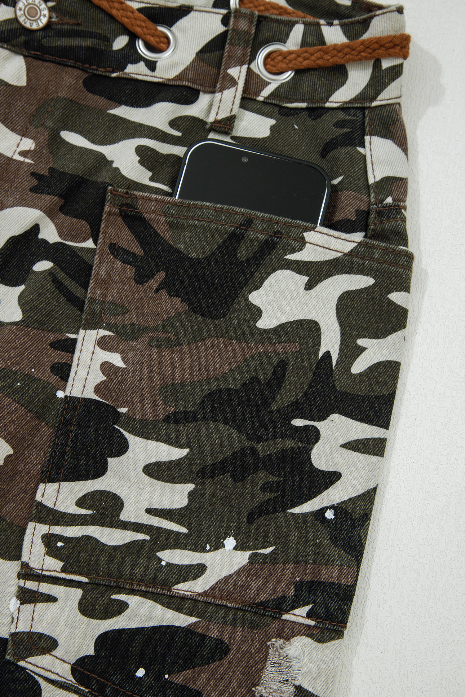Green Camouflage Print Splashed Distressed Loose Denim Pants