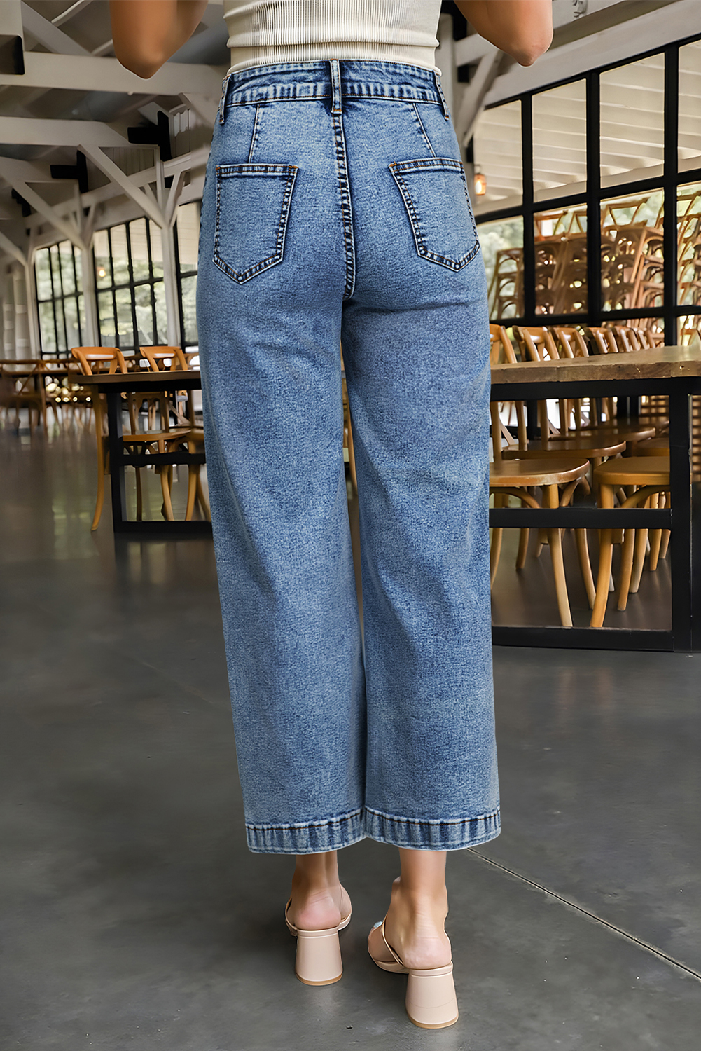Light Blue Chic Patch Pocket Straight Leg Loose Jeans