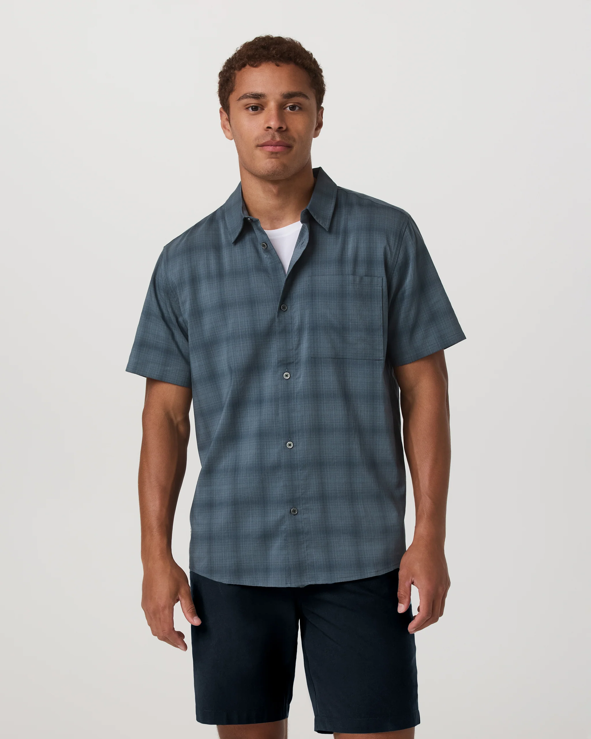 Short Sleeve Plaid Button Down Shirt - Vuori Warehouse Sale​
