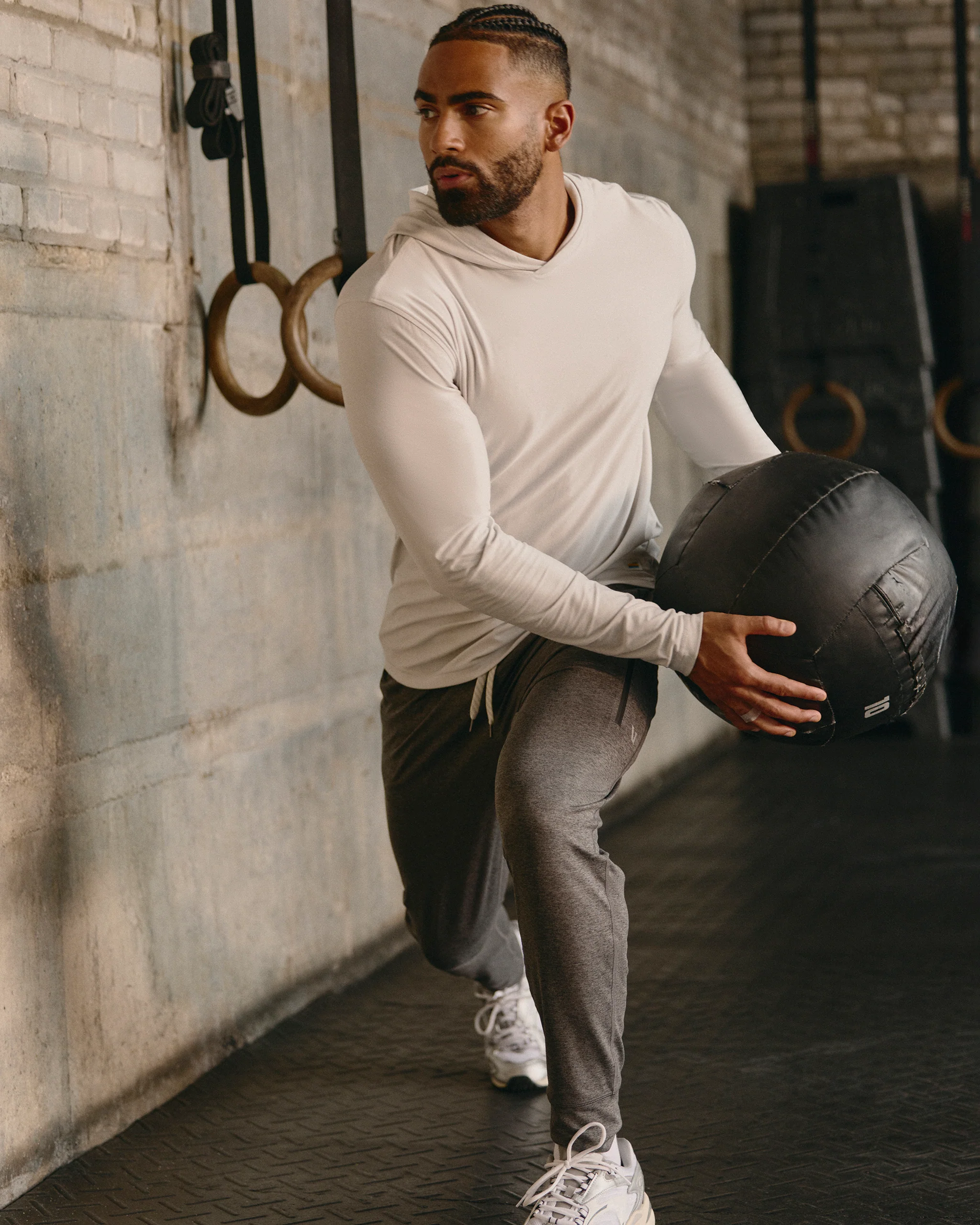 Strato Tech Hoodie - Vuori Warehouse Sale​