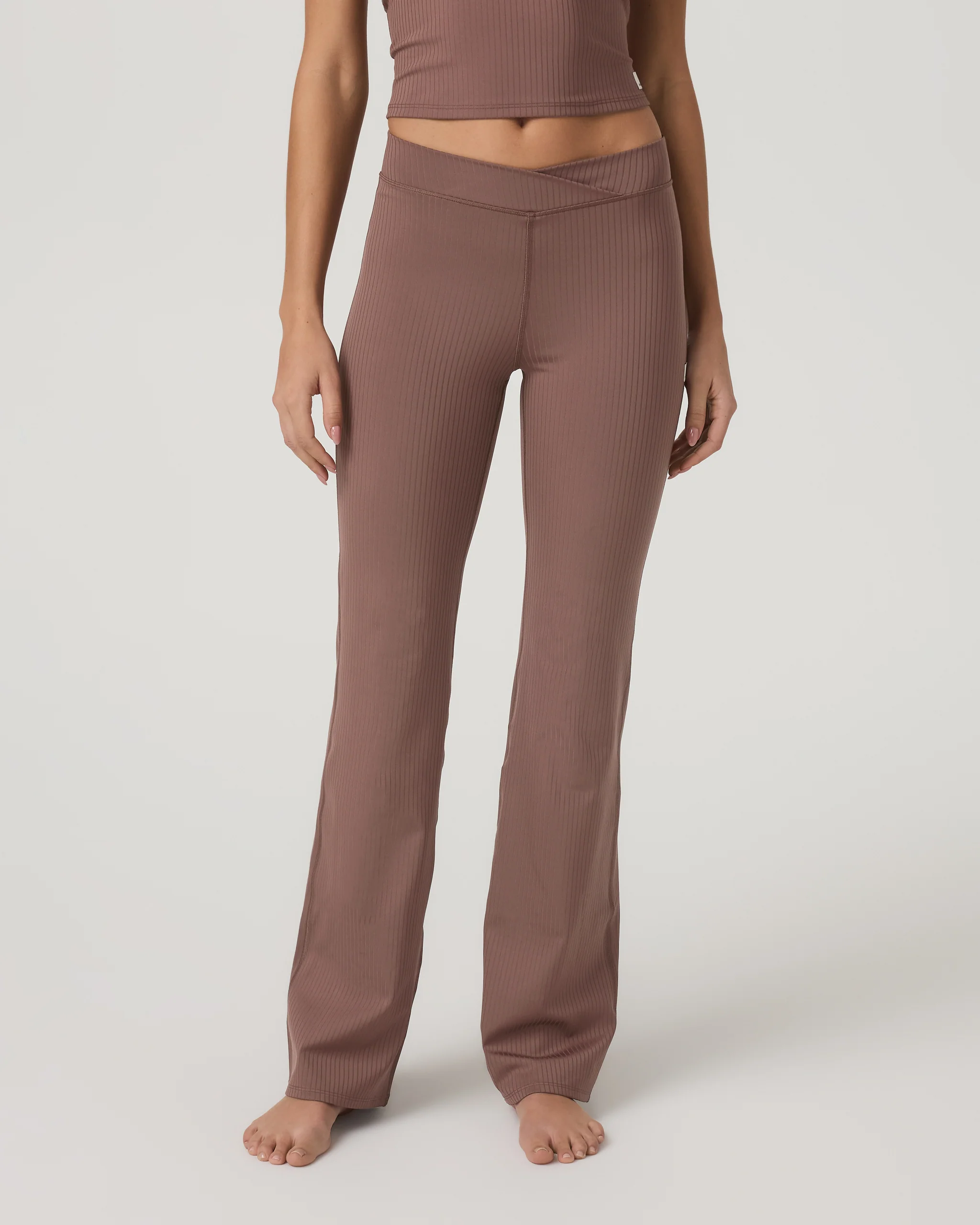 Inversion Rib Slim Flare - Vuori Warehouse Sale​