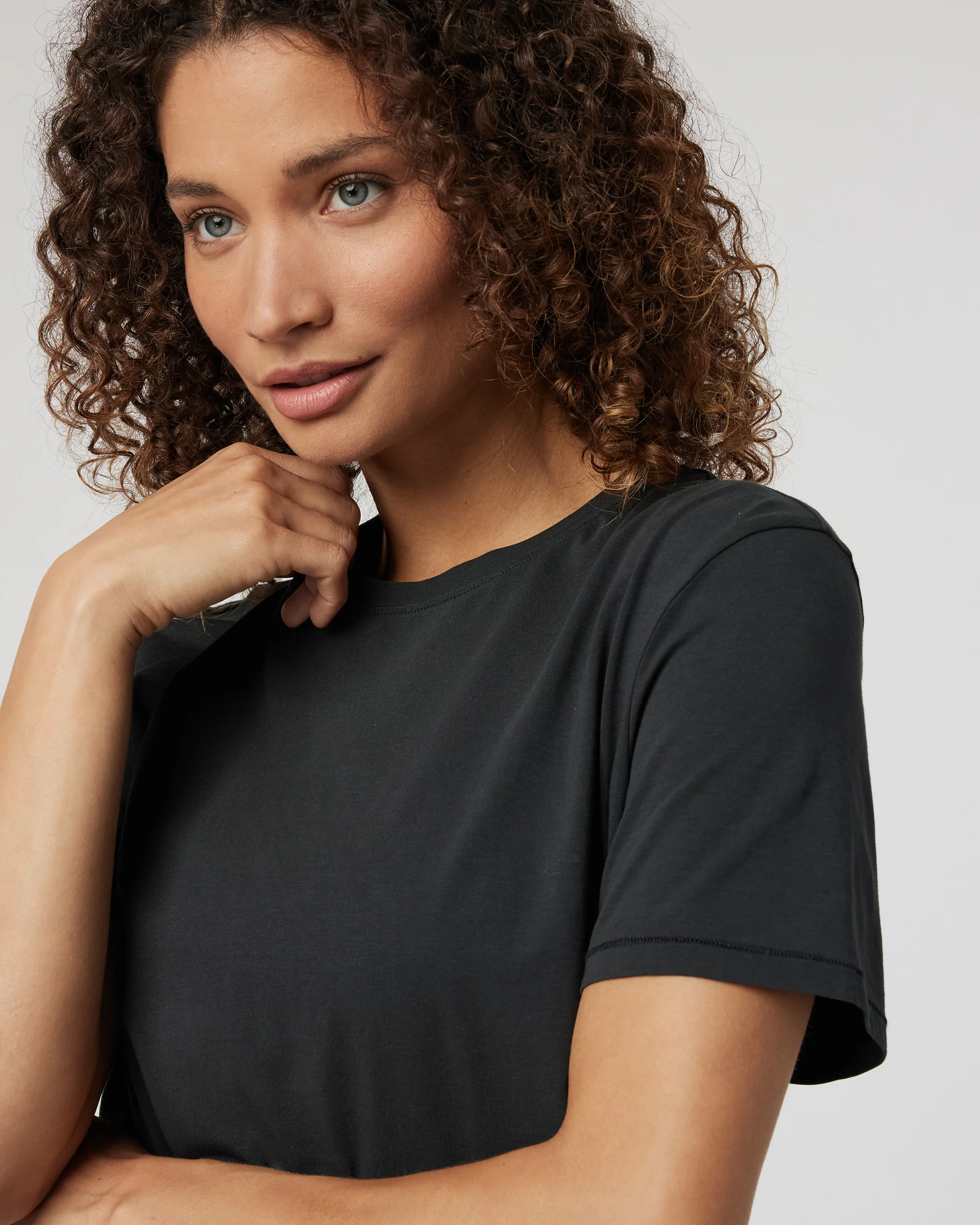 Feather Tee - Vuori Warehouse Sale​