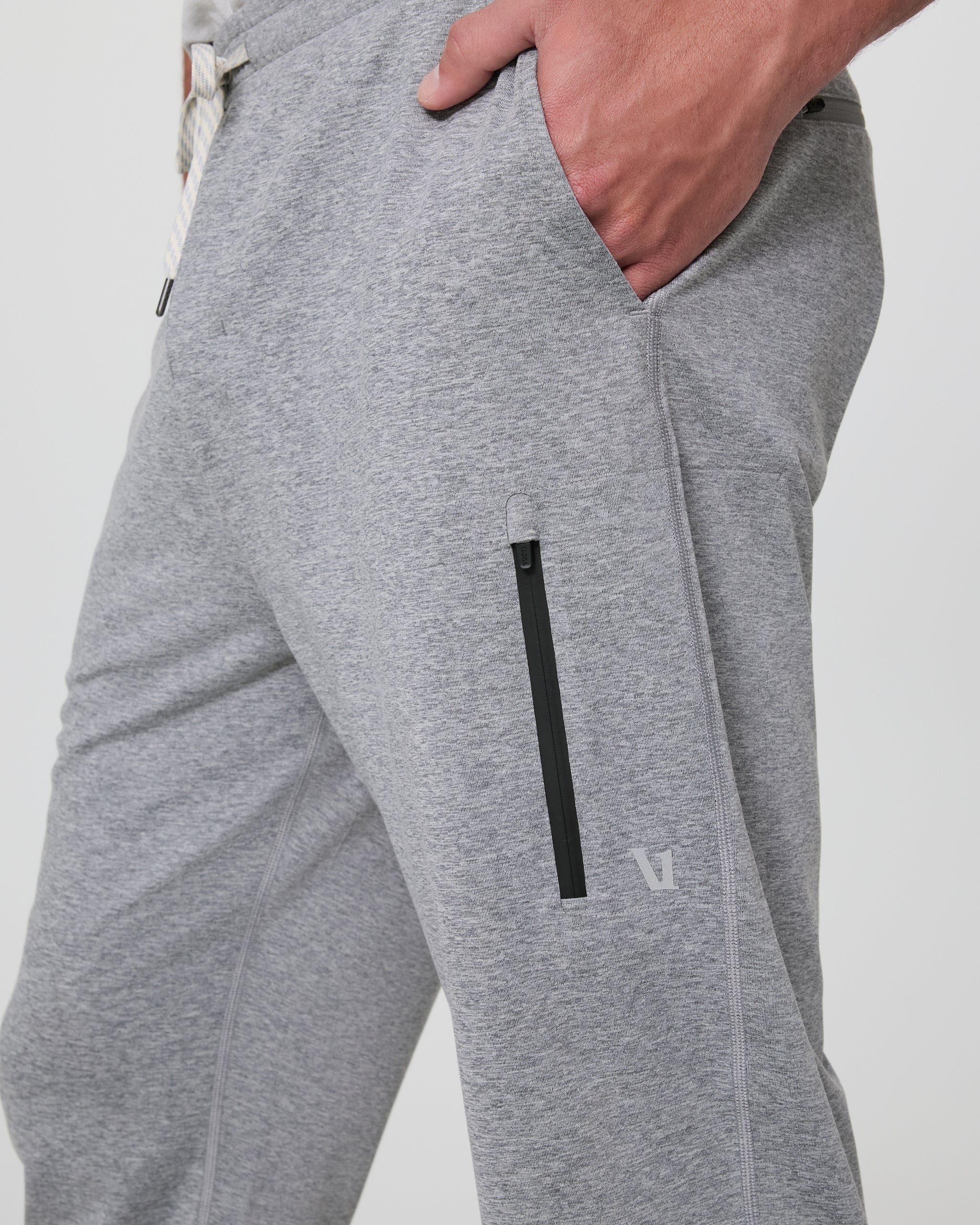 Sunday Performance Jogger - Vuori Warehouse Sale​