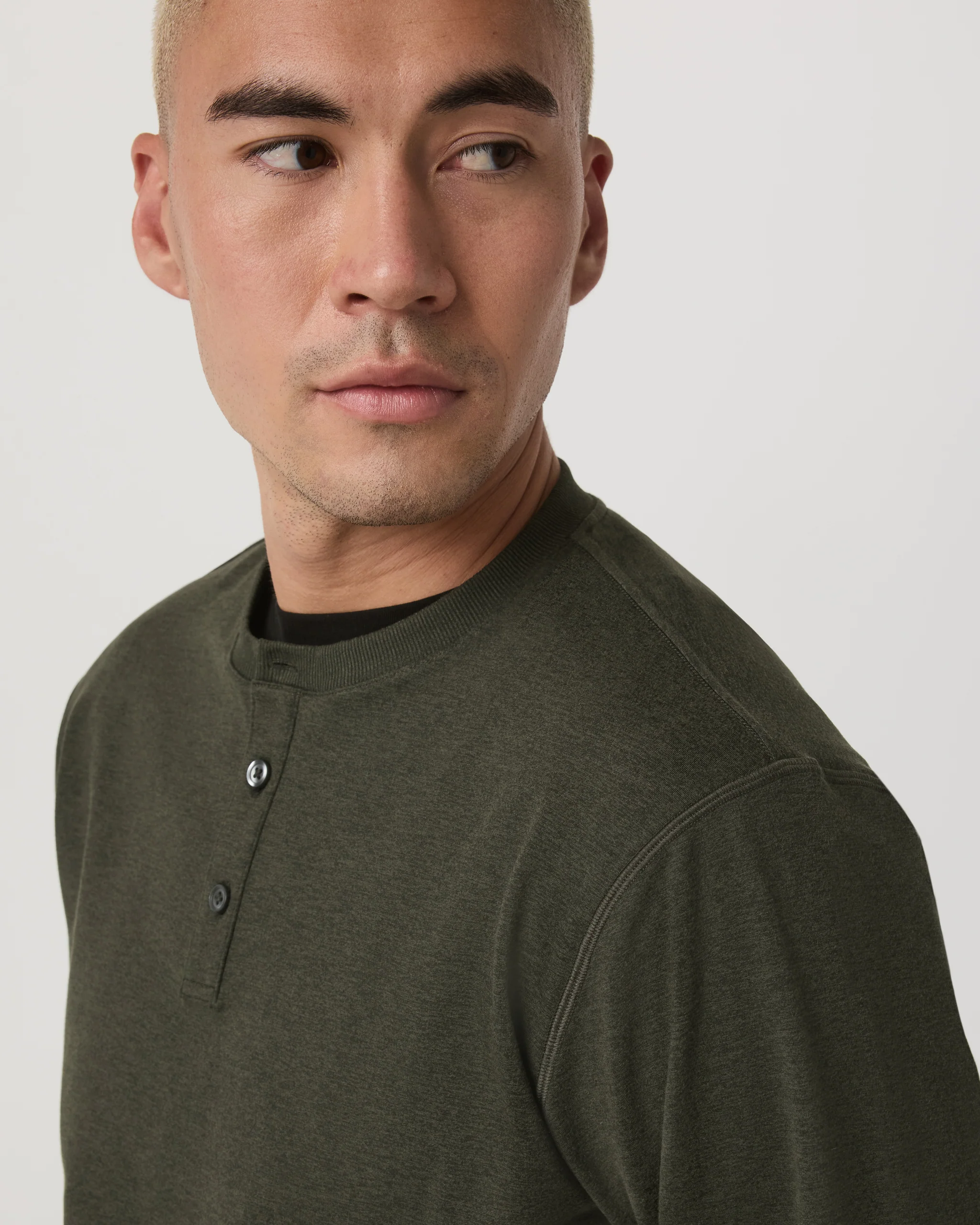 Long Sleeve Coronado Henley - Relaxed Fit - Vuori Warehouse Sale​