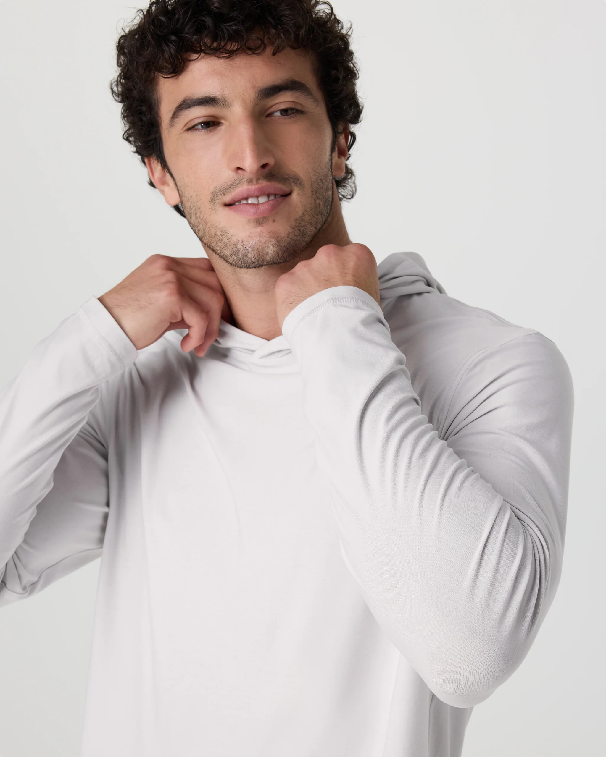 Strato Tech Hoodie - Vuori Warehouse Sale​