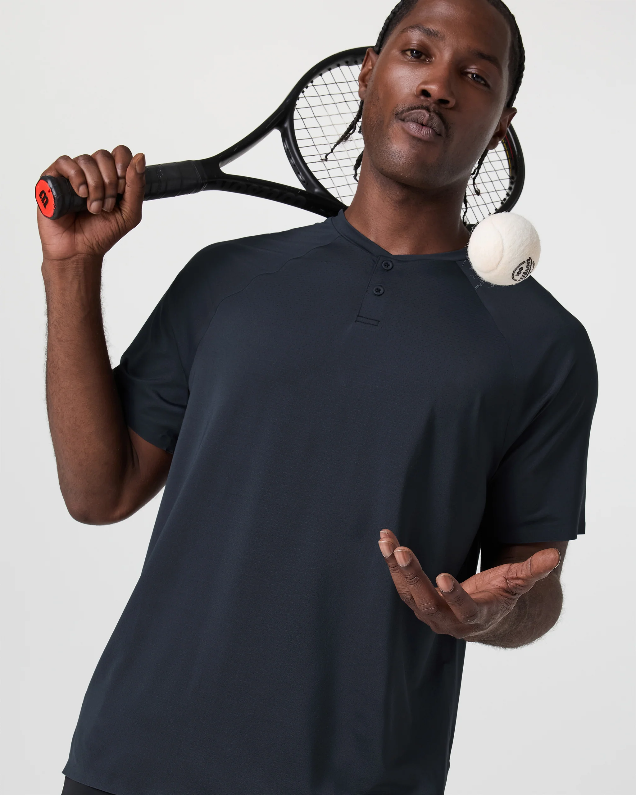 Short Sleeve Viewpoint Henley - Vuori Warehouse Sale​