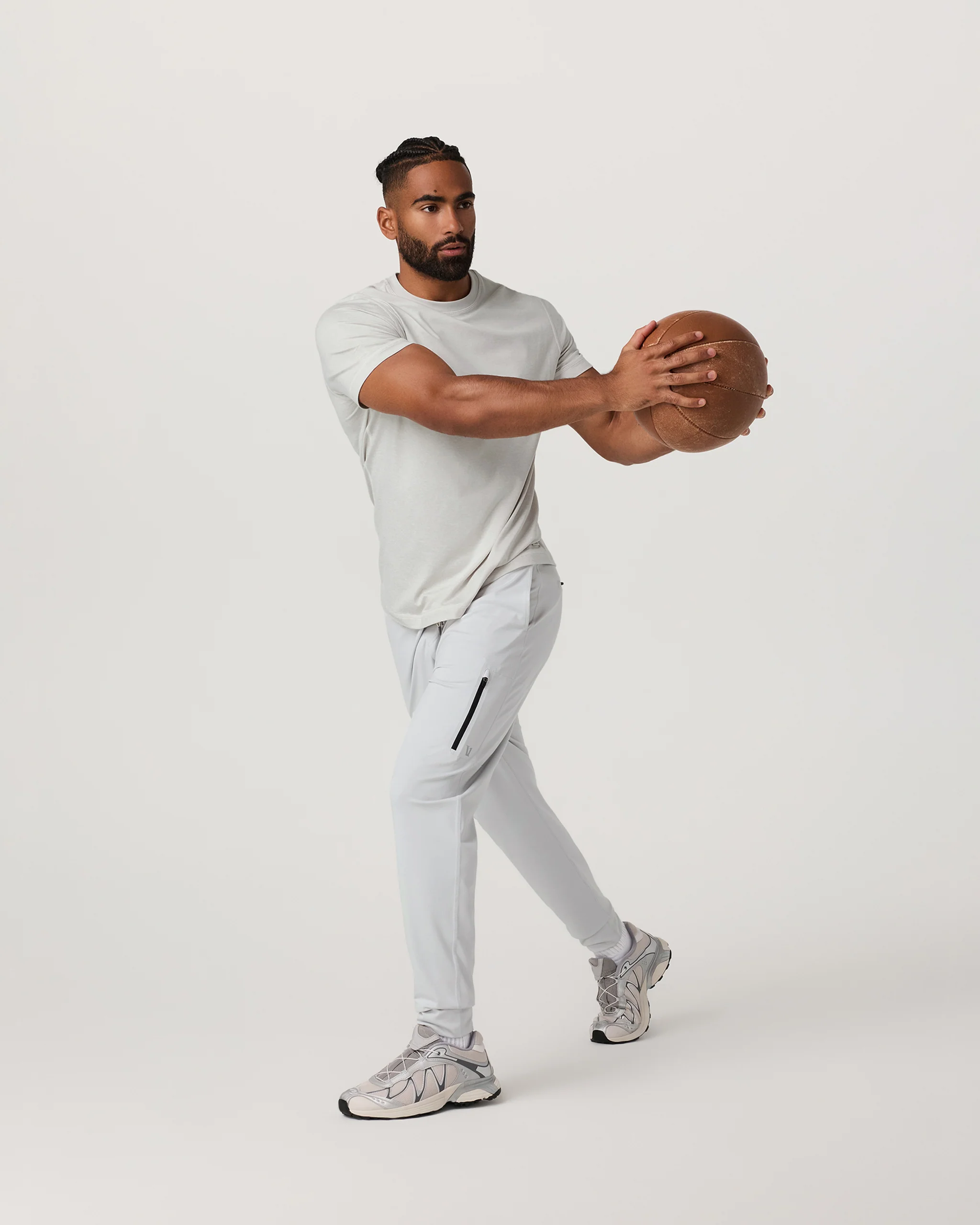 Sunday Performance Jogger - Long - Vuori Warehouse Sale​