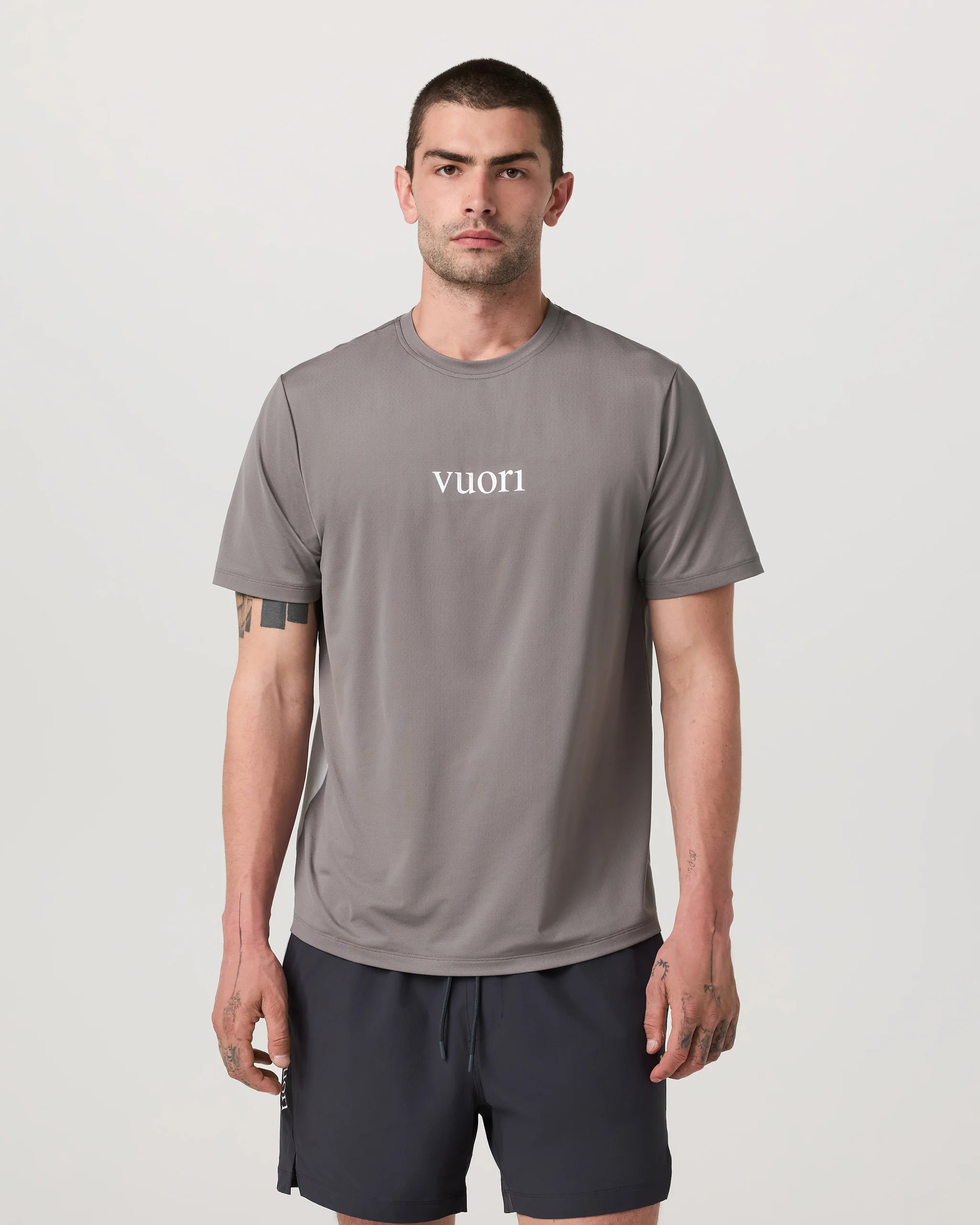 Short Sleeve Viewpoint Performance Tee 2.0 Pro - Vuori Warehouse Sale​