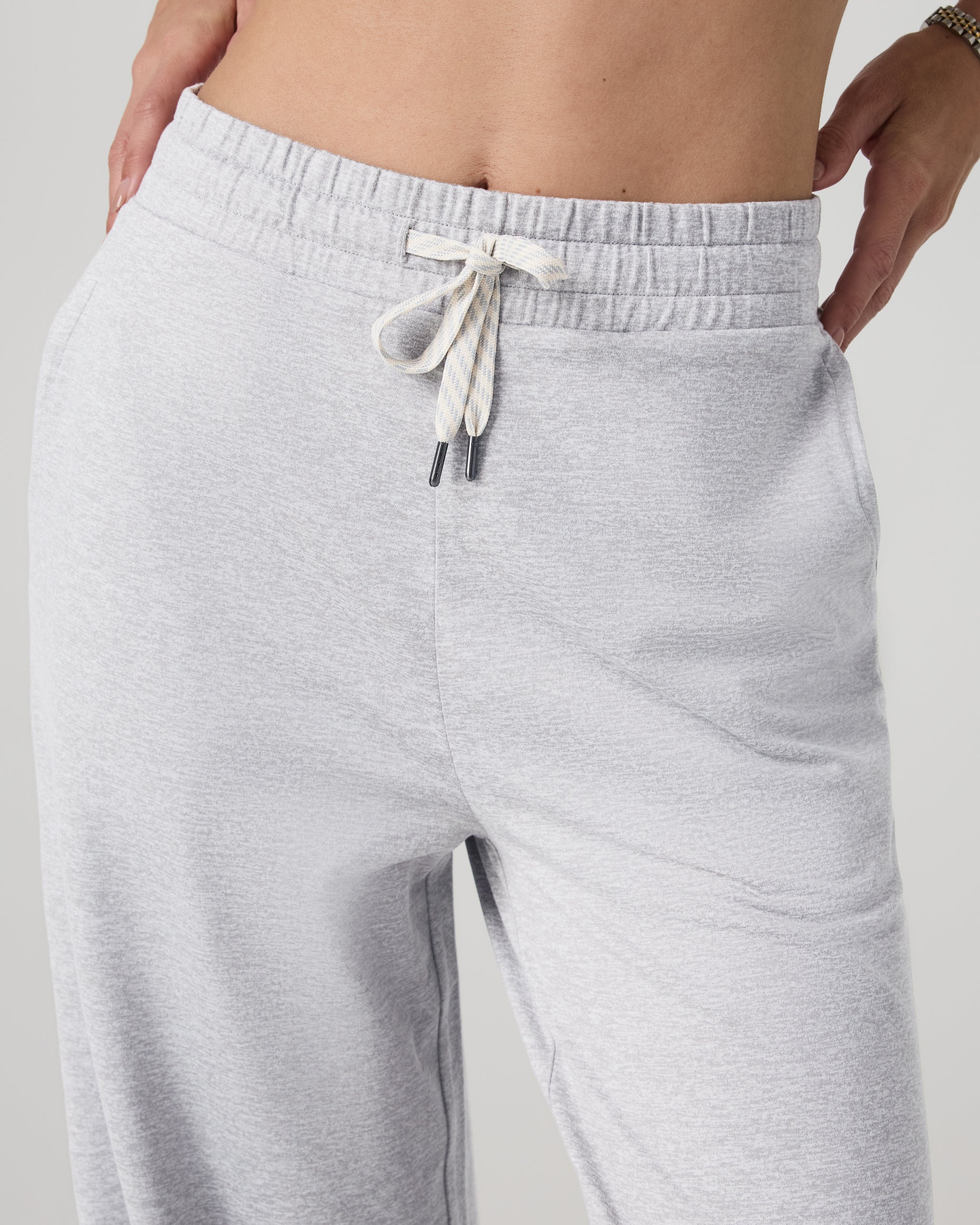 Halo Essential Wideleg Pant - Long - Vuori Warehouse Sale​