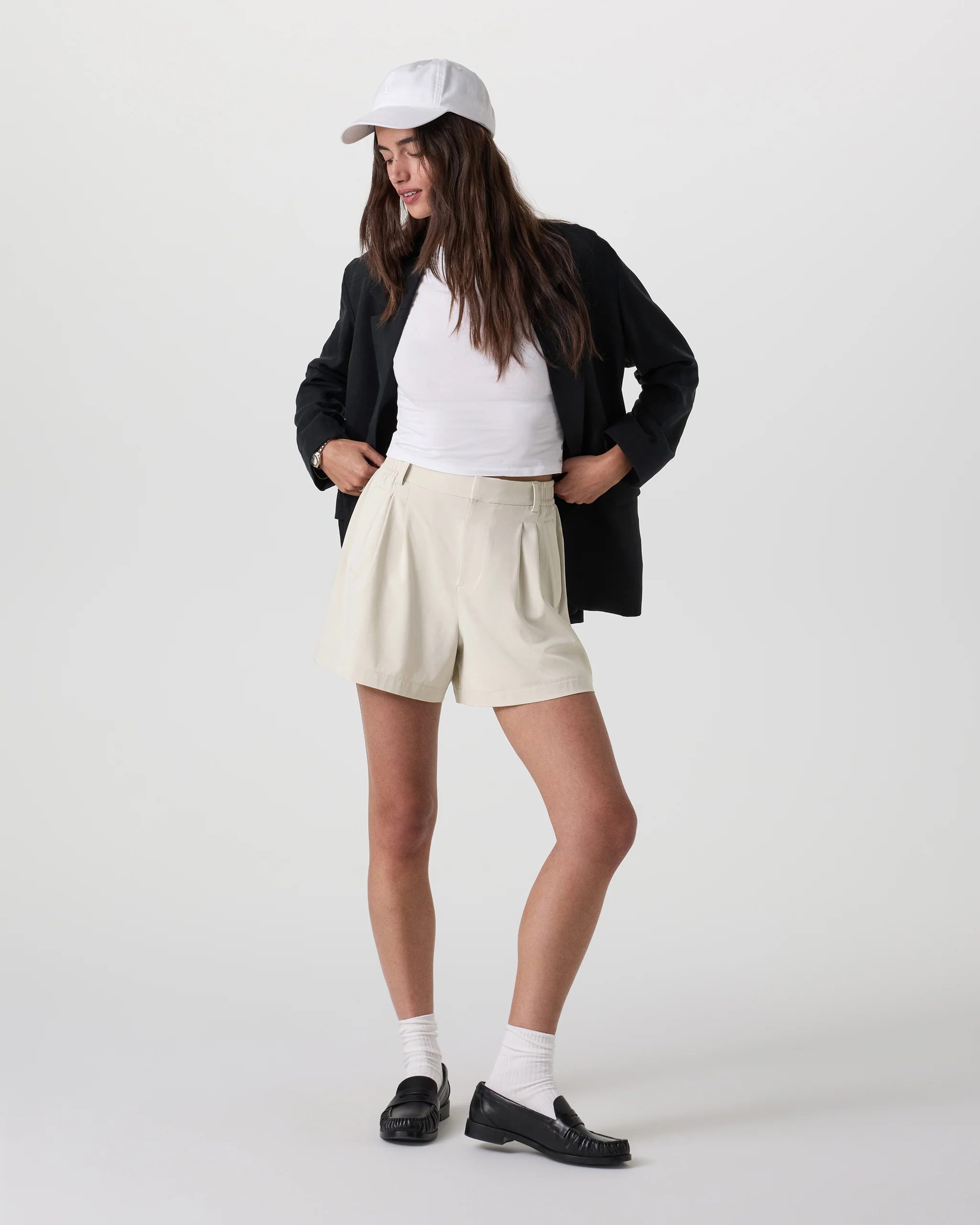 Villa Trouser Shorts - Vuori Warehouse Sale​