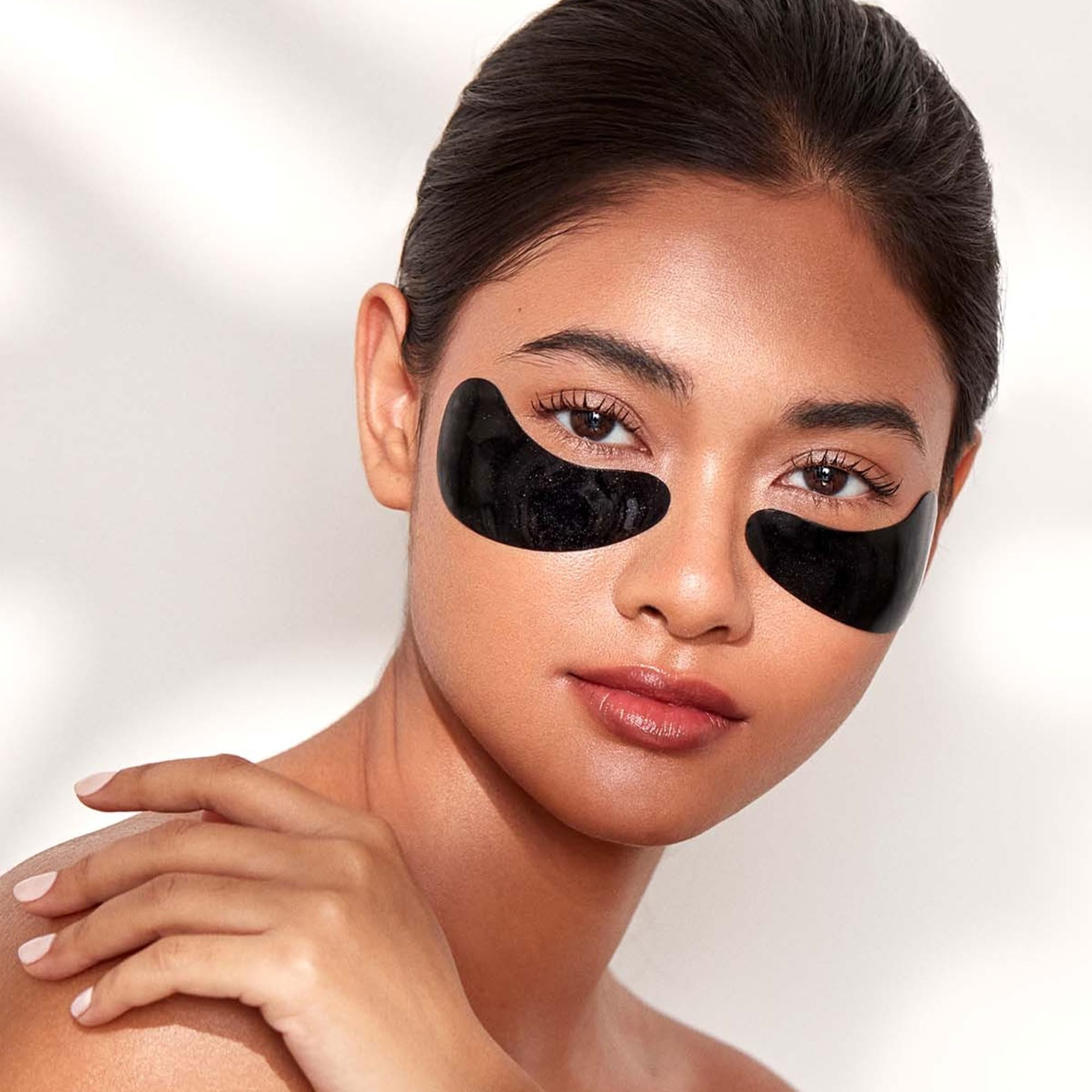 111SKIN Black Diamond Eye Mask: Hydrating Under Eye Patches