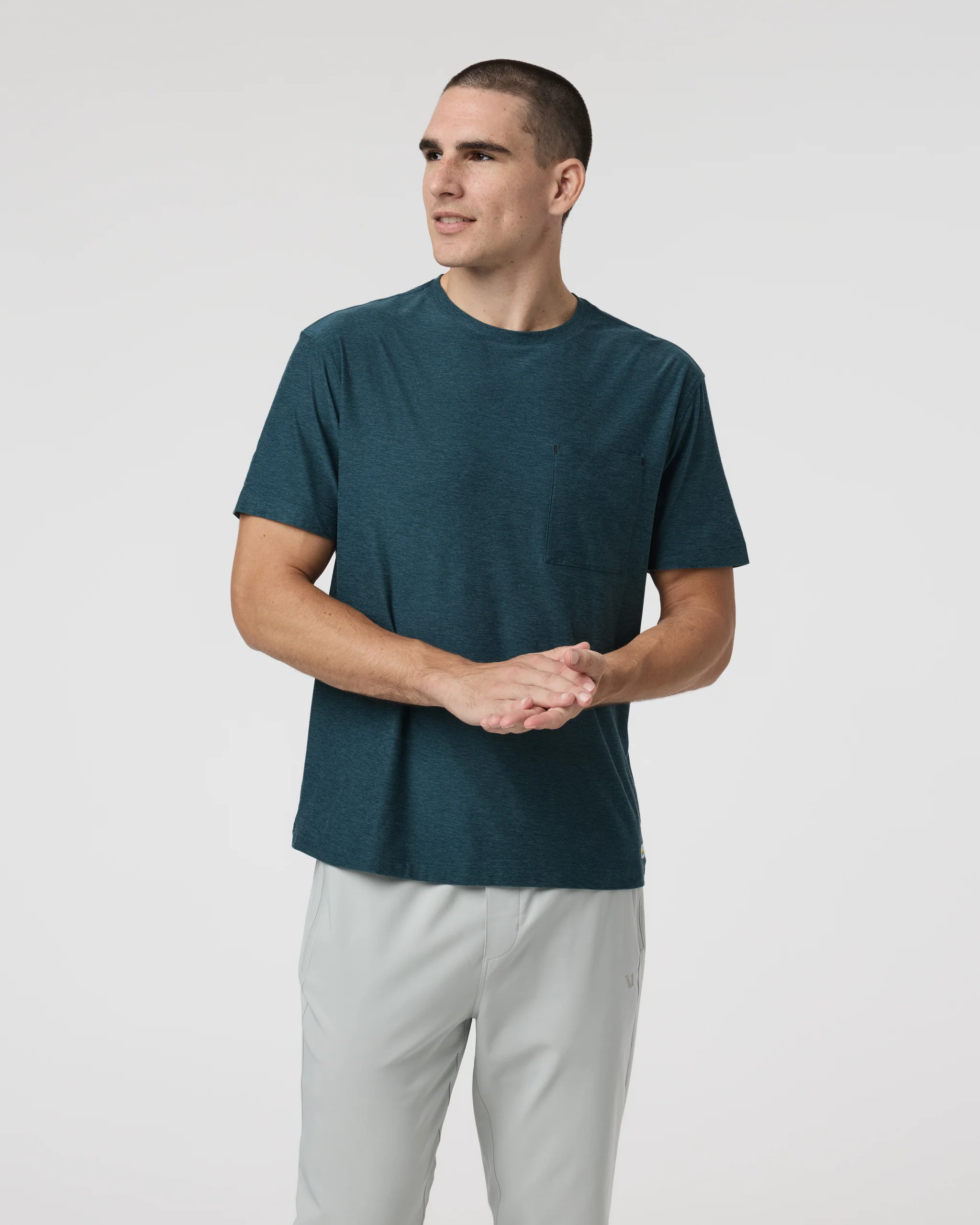 Short Sleeve Strato Pocket Tee - Relaxed Fit - Vuori Warehouse Sale​