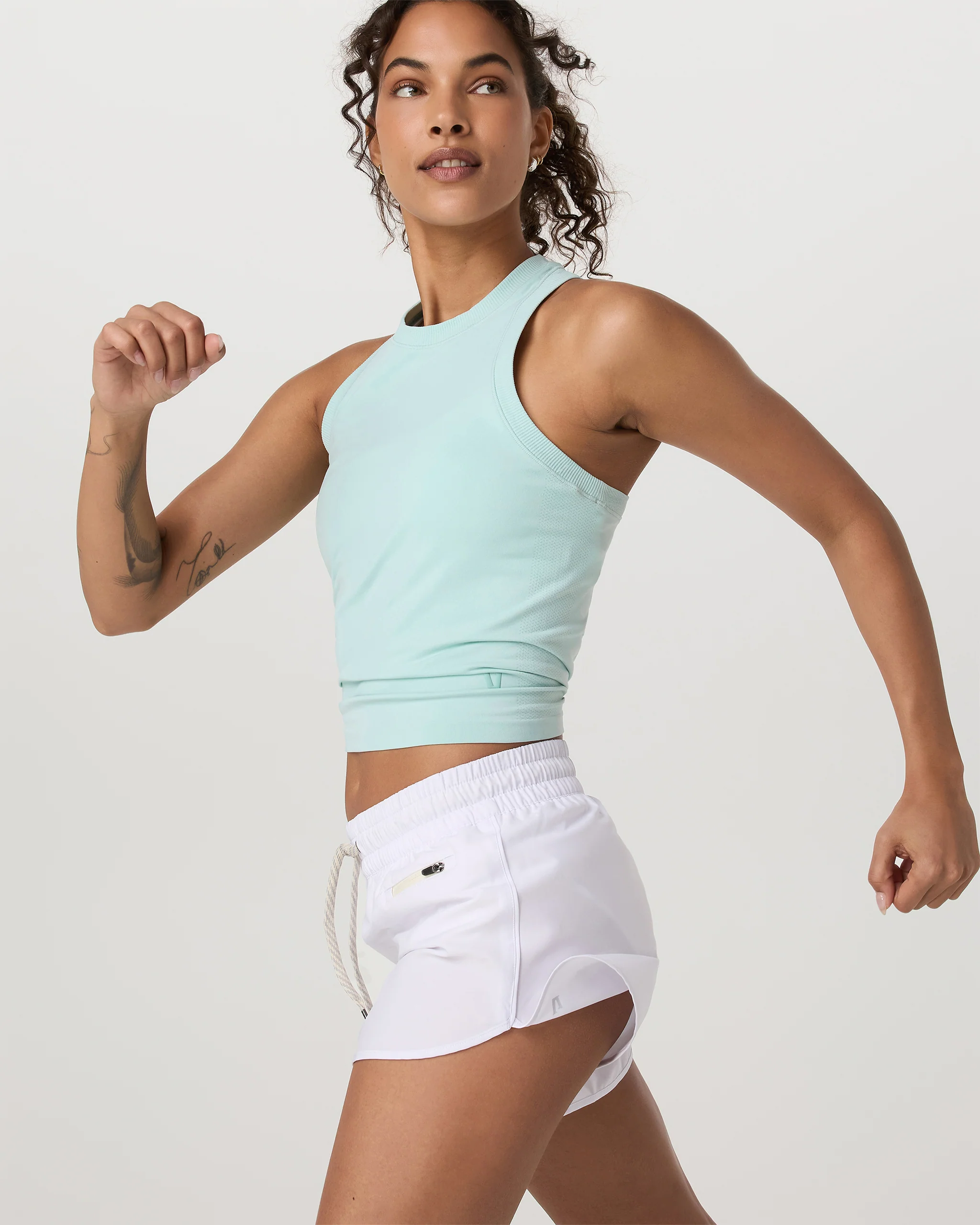 Seamless Surge Tank - Vuori Warehouse Sale​