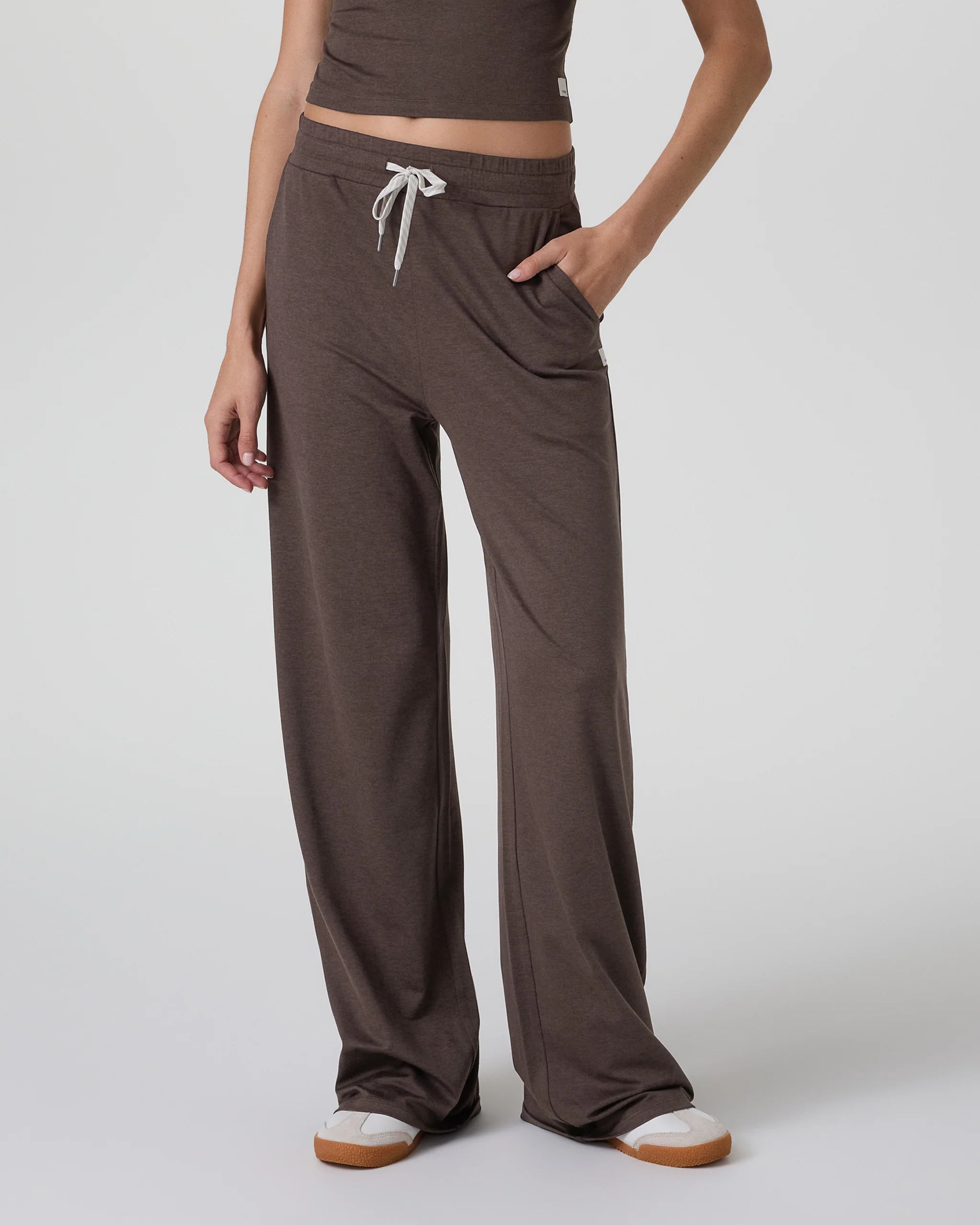 Halo Essential Wideleg Pant - Vuori Warehouse Sale​