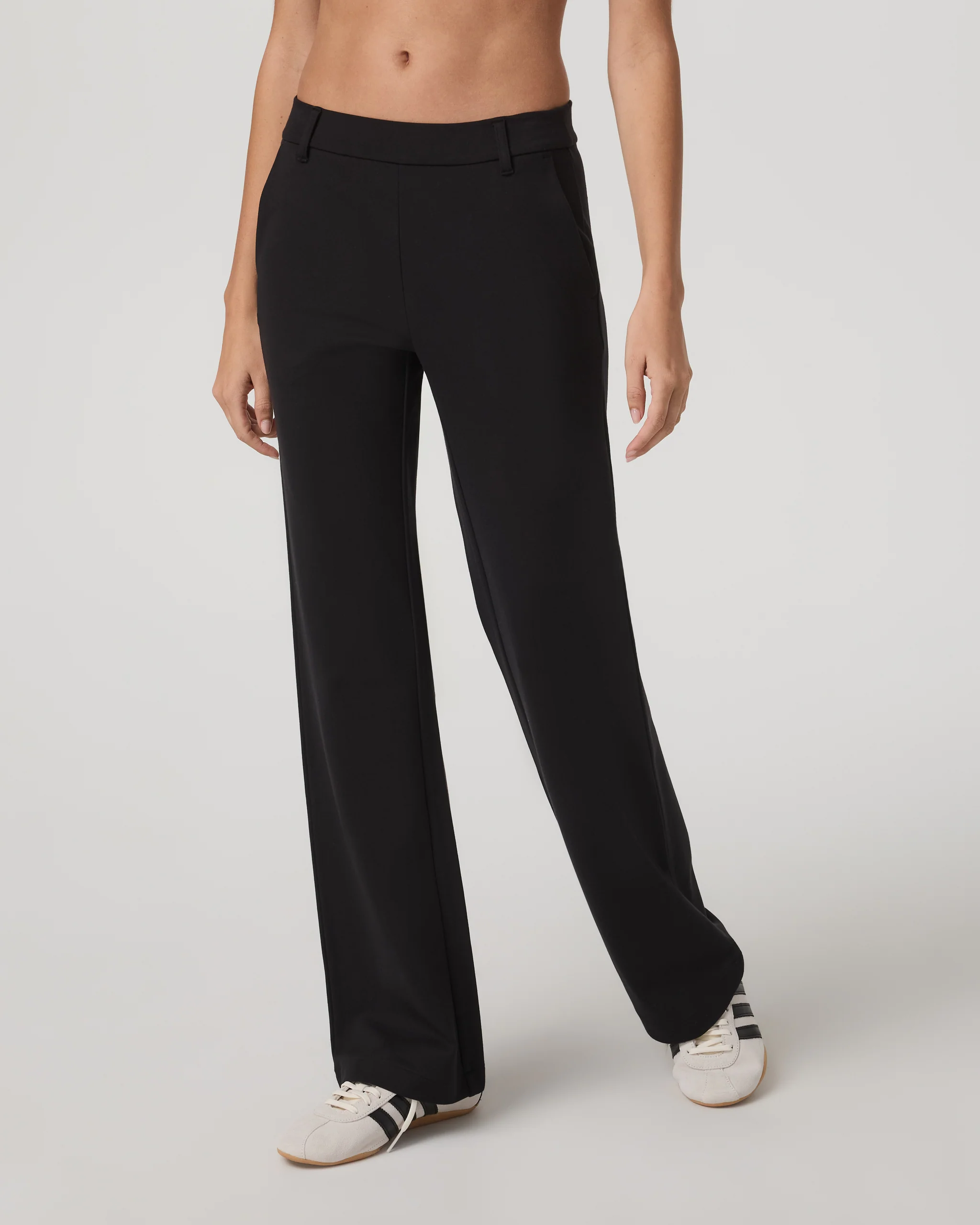 Maven Slim Bootcut Pant - Vuori Warehouse Sale​