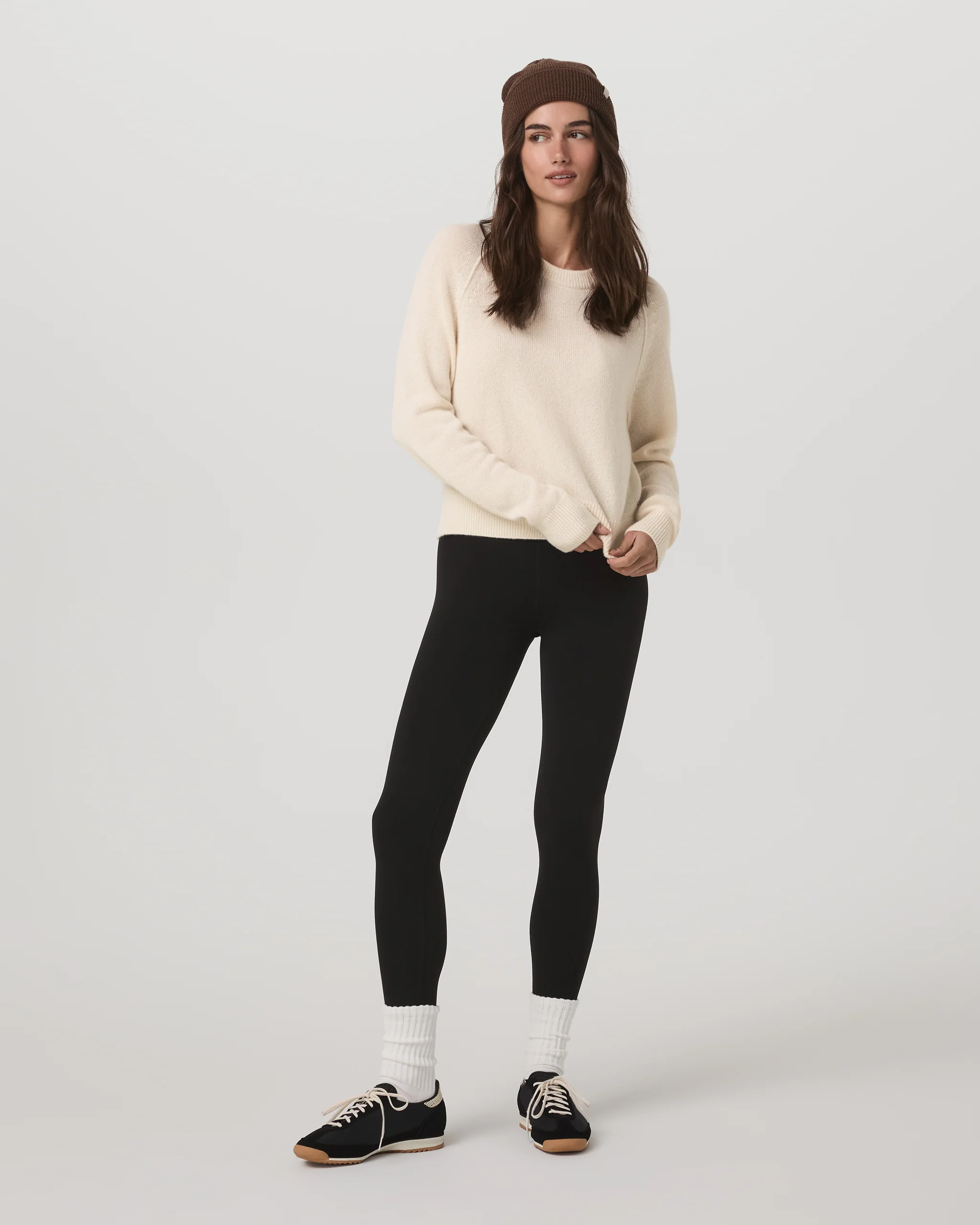 Émilie Cashmere Crew - Vuori Warehouse Sale​