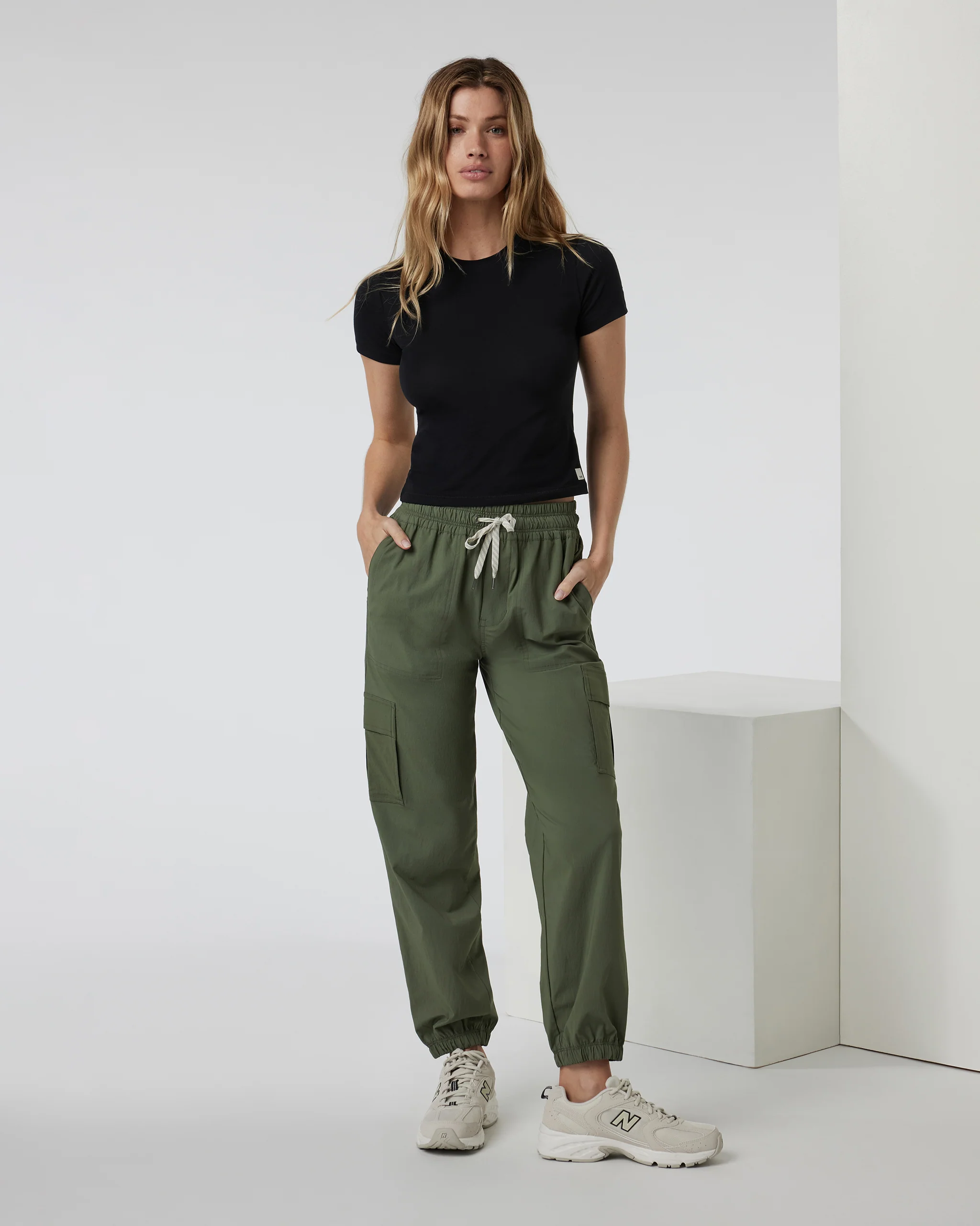 Feather Baby Tee - Vuori Warehouse Sale​