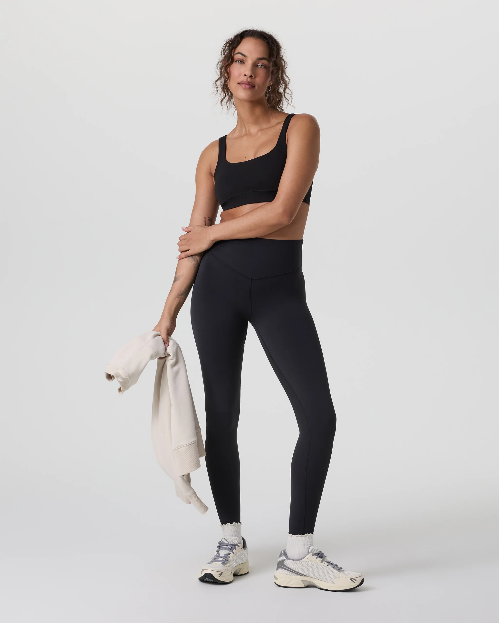Vuori AllTheForm™ Legging- Short - Vuori Warehouse Sale​