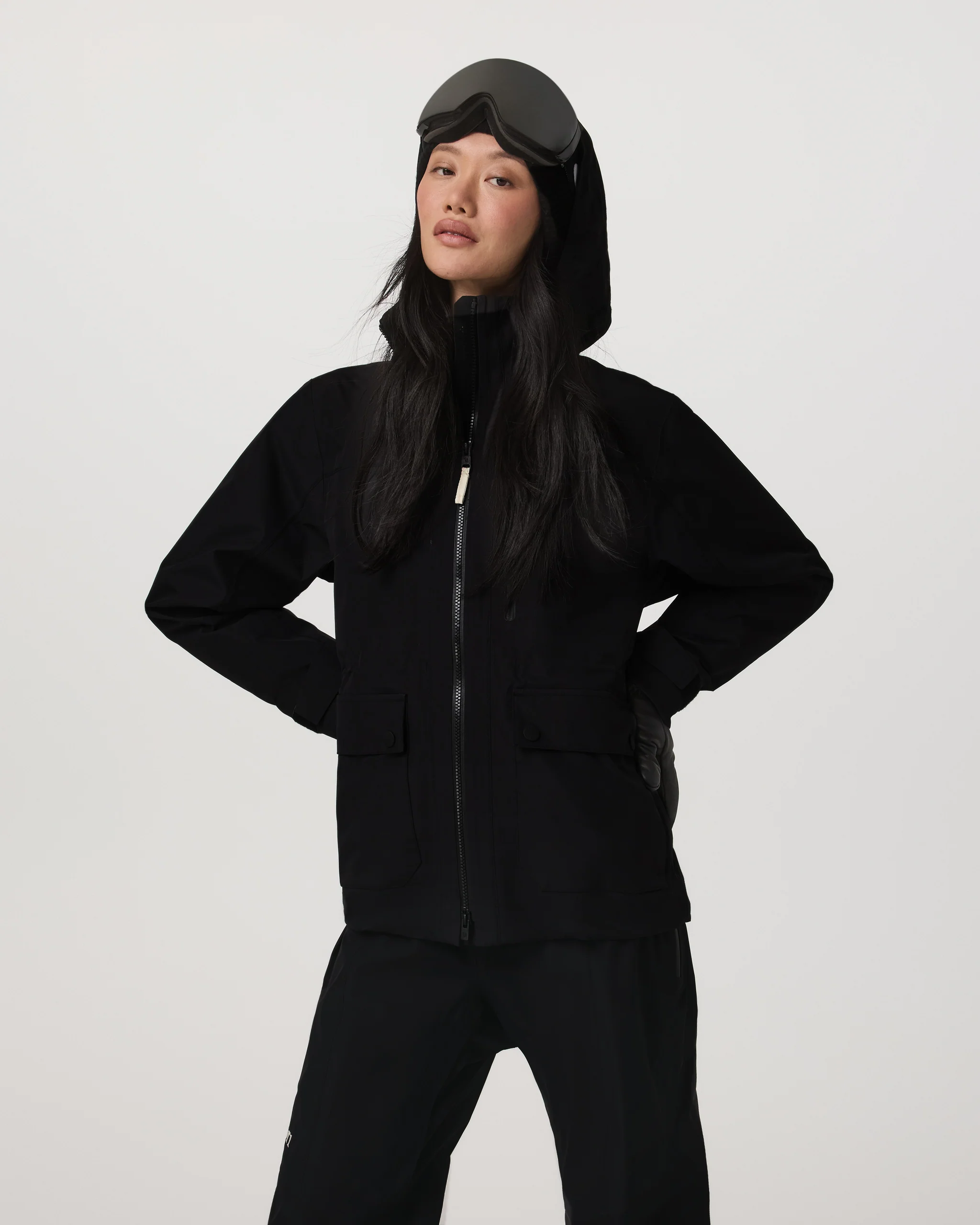 Women's Taika Snow Shell - Vuori Warehouse Sale​