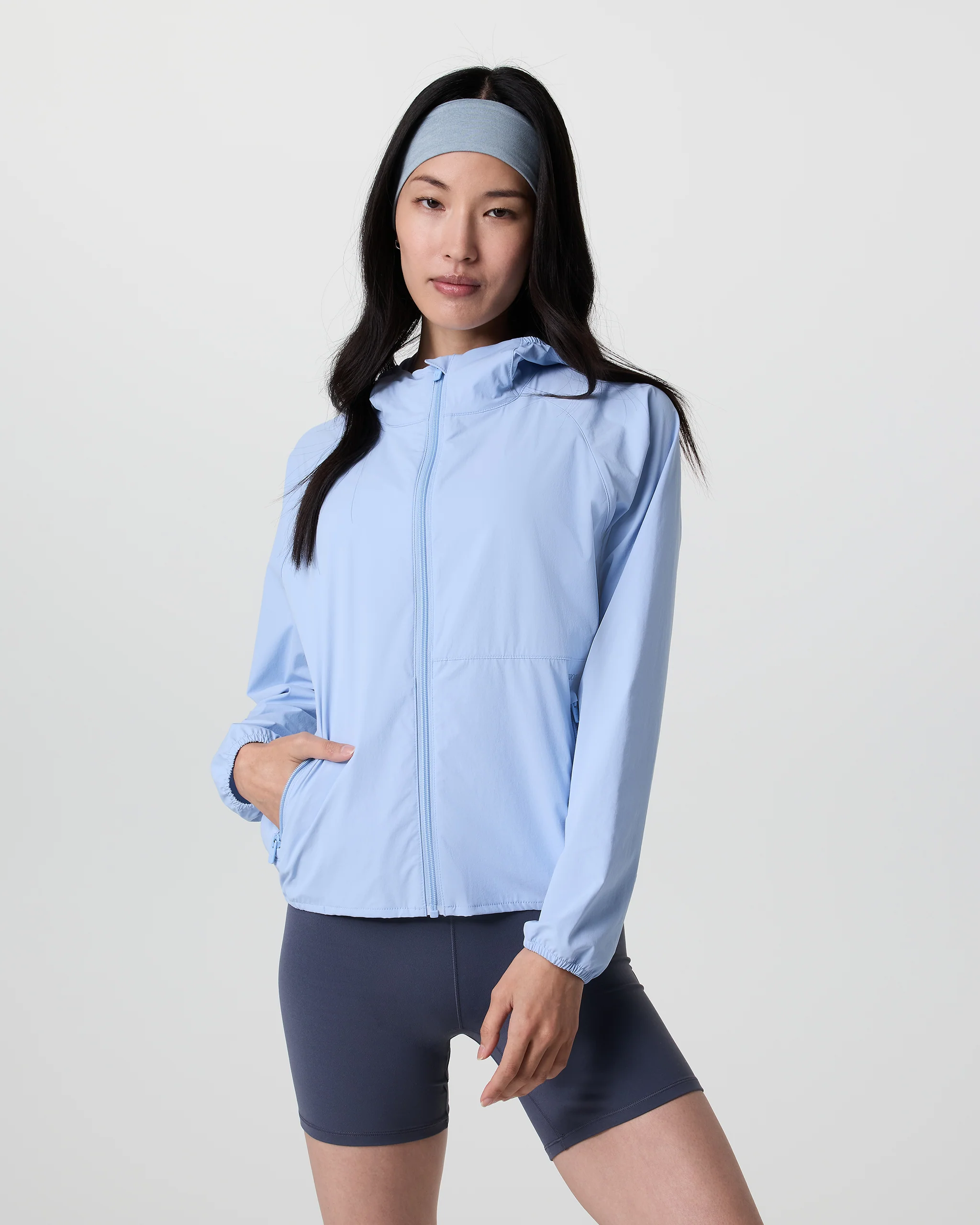 Women's Renew Trainer Shell - Vuori Warehouse Sale​