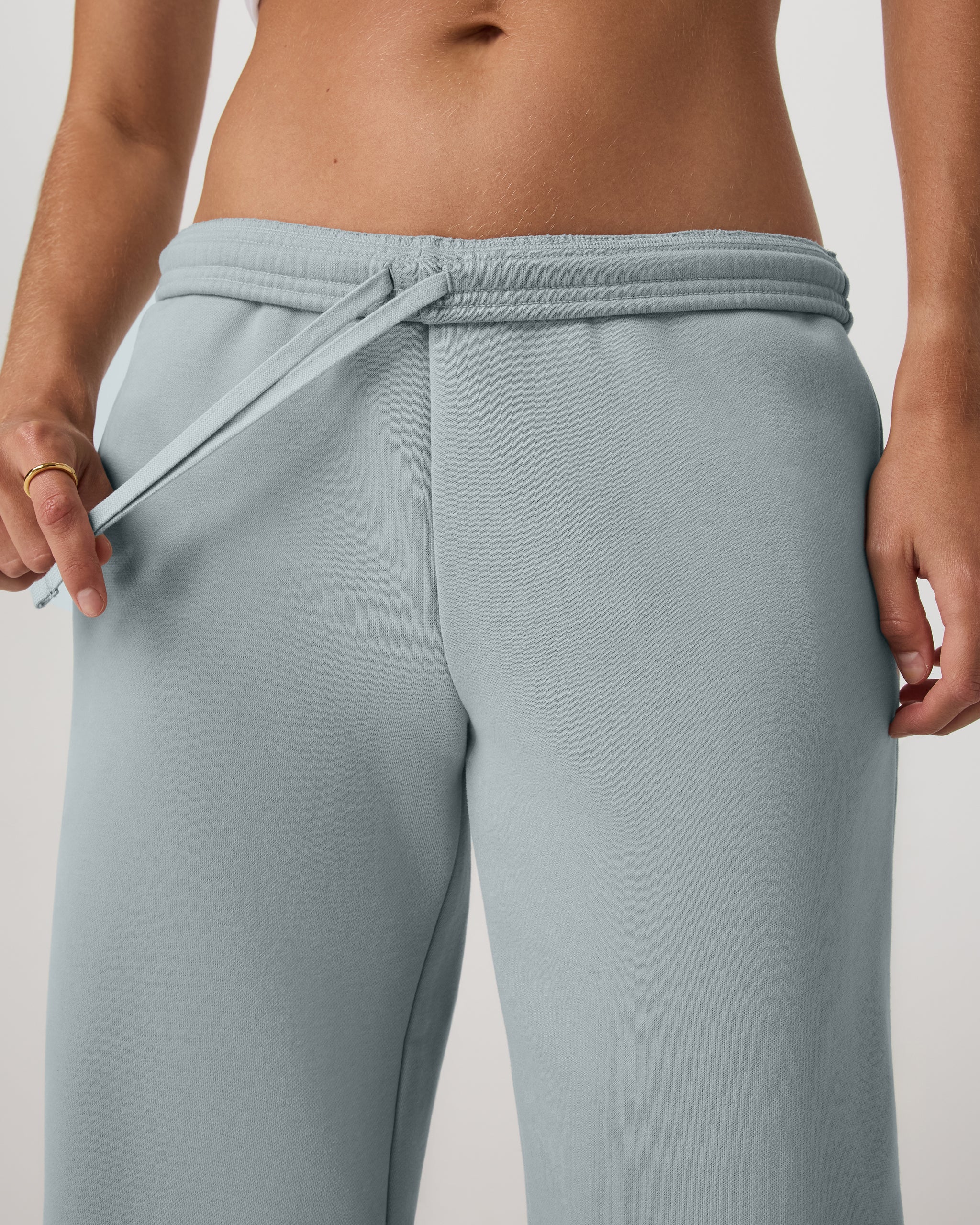 Restore Straight Leg Sweatpant - Vuori Warehouse Sale​