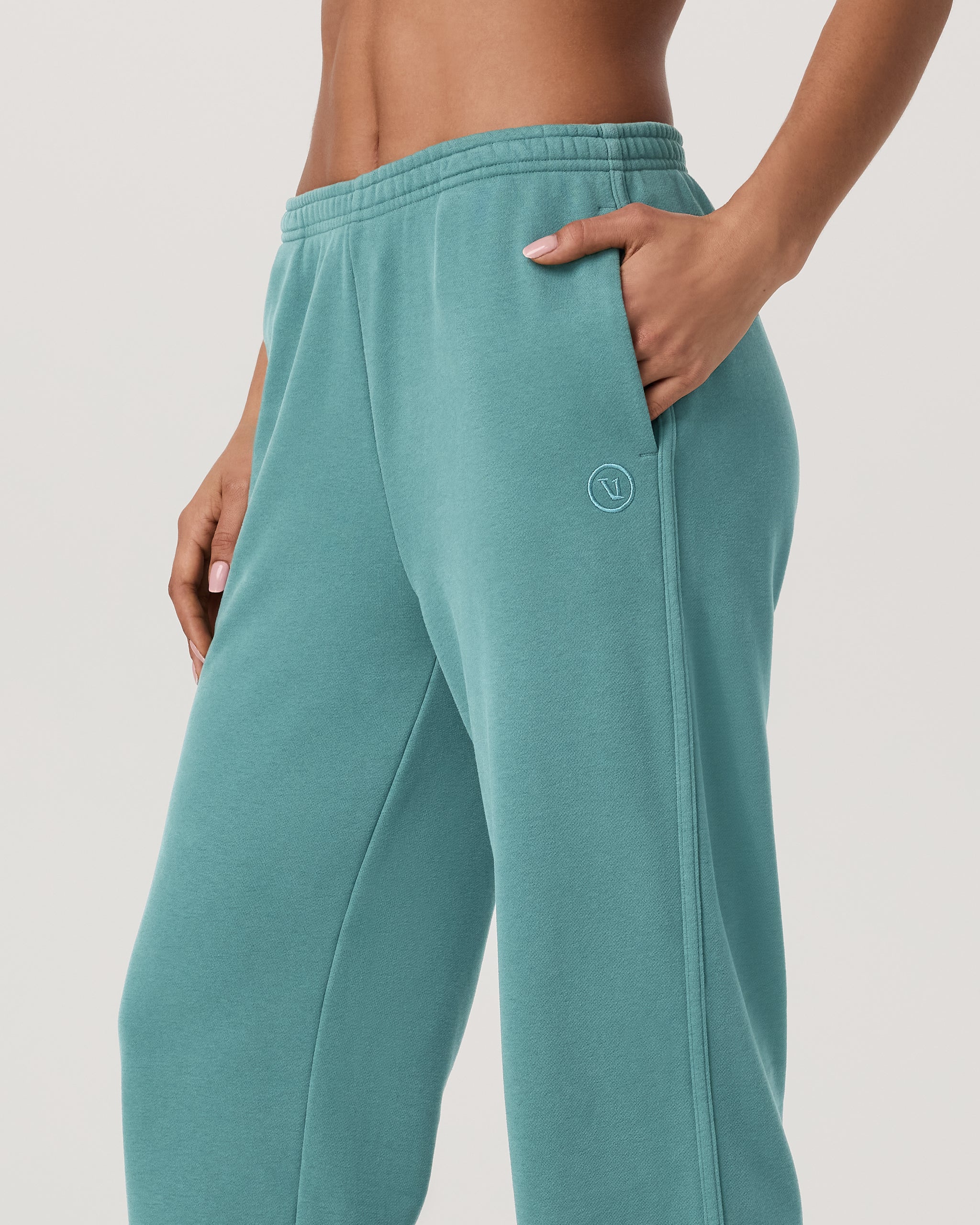 Sedona Straight Leg Sweatpant - Vuori Warehouse Sale​