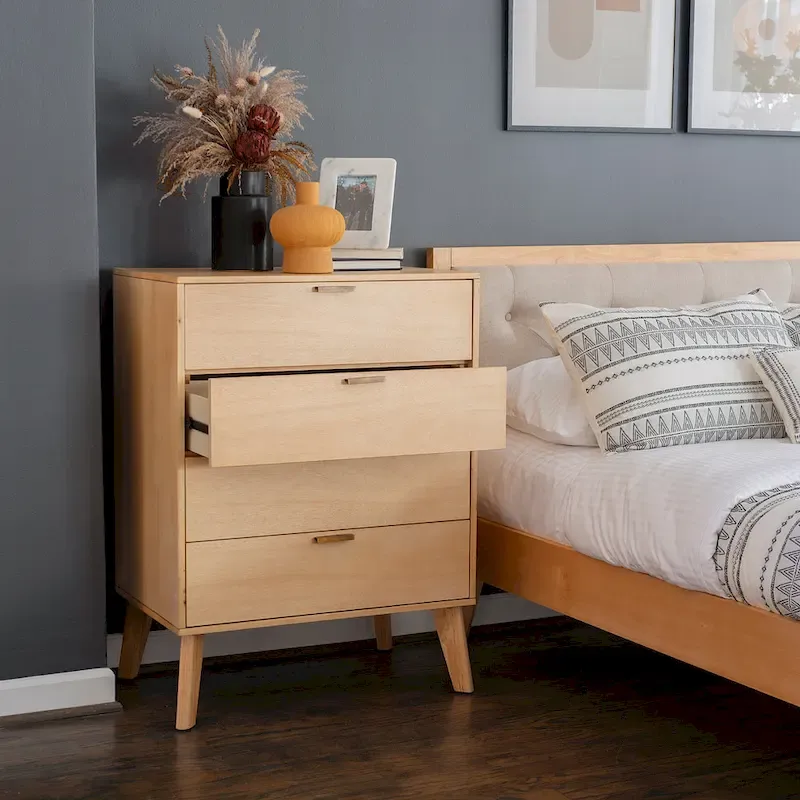Carter 4-Piece Queen Bedroom Set in Natural Wood Finish