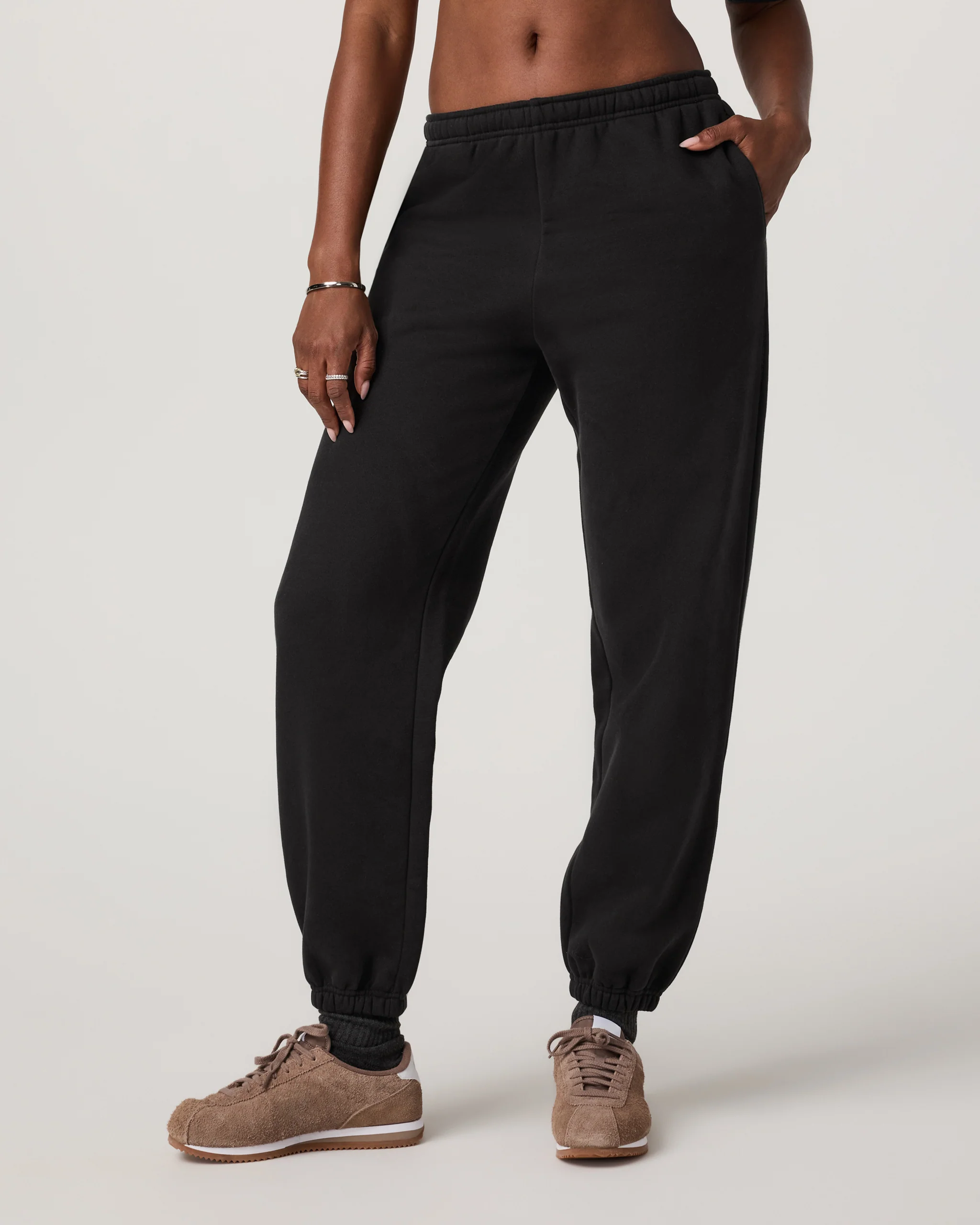 Restore Classic Sweatpant-Short - Vuori Warehouse Sale​