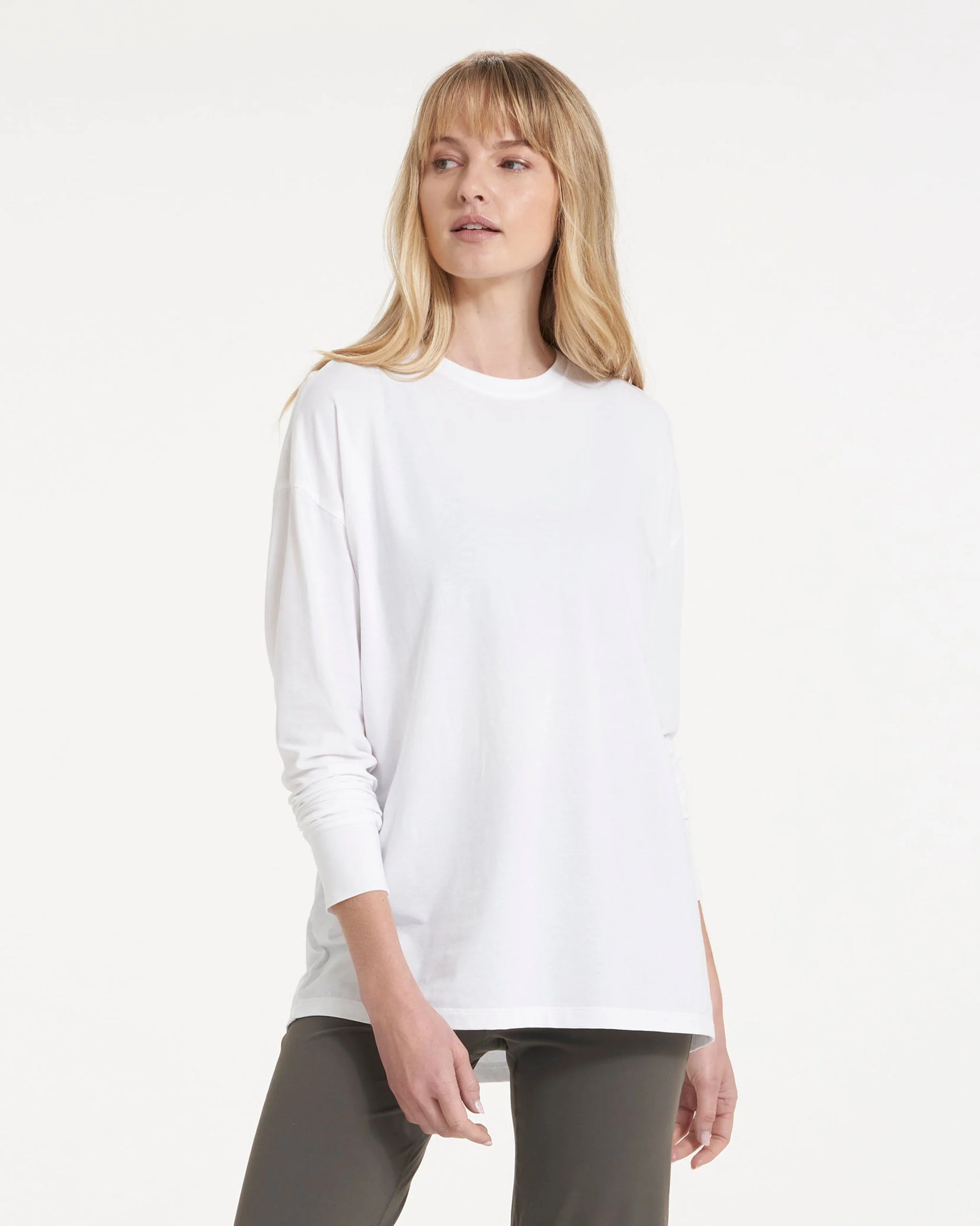 Long-Sleeve Feather Tee - Vuori Warehouse Sale​