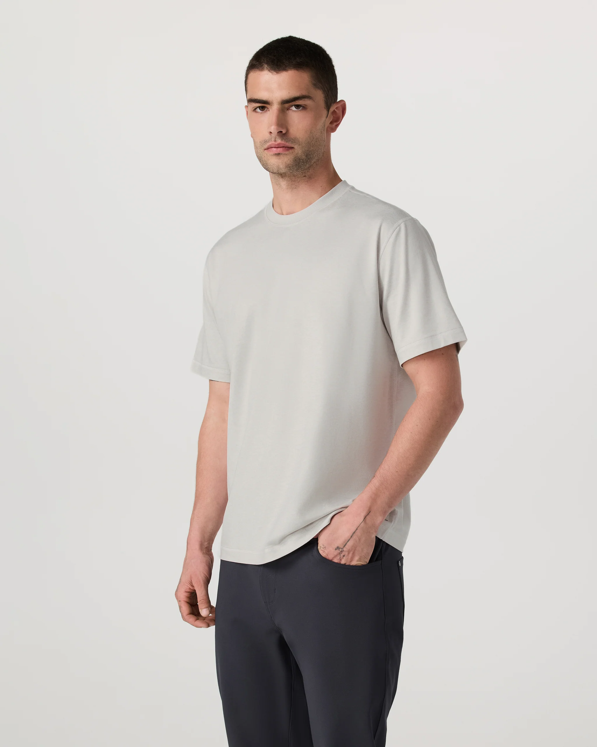 Short Sleeve Ponto Tee - Relaxed Fit - Vuori Warehouse Sale​