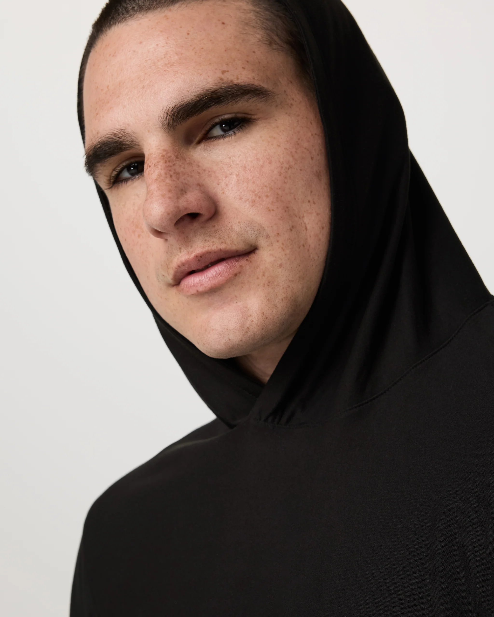 Strato Tech Hoodie - Vuori Warehouse Sale​