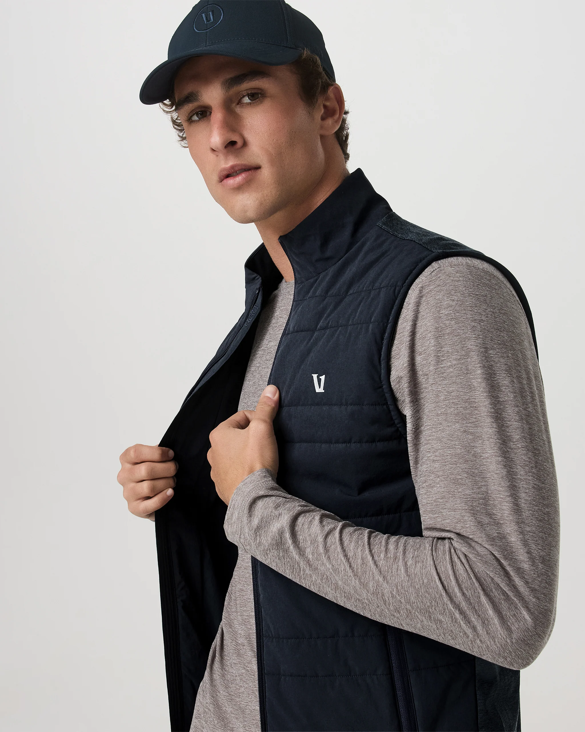 Sunday Insulated Hybrid Vest - Vuori Warehouse Sale​