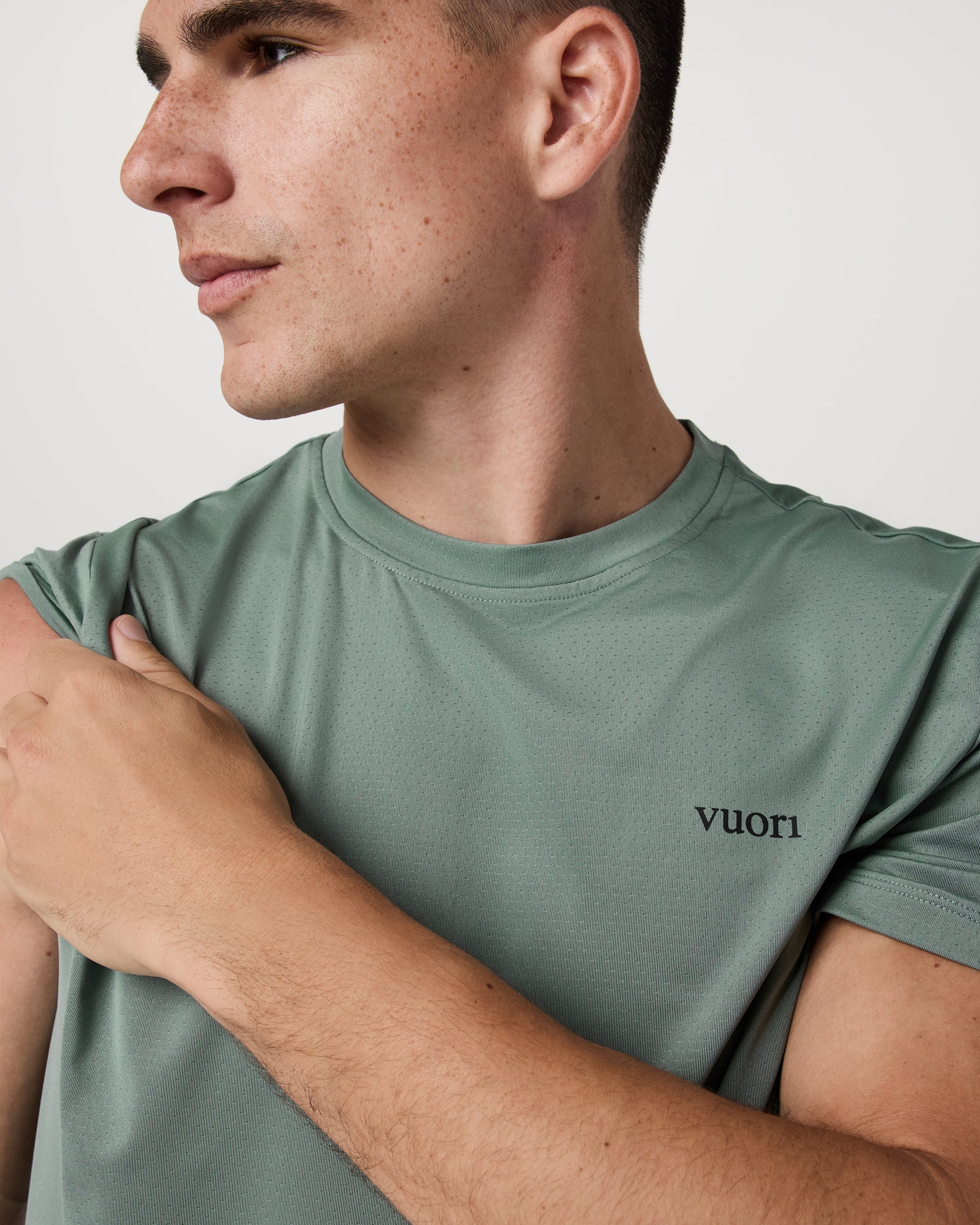 Short Sleeve Viewpoint Performance Tee 2.0 - Vuori Warehouse Sale​