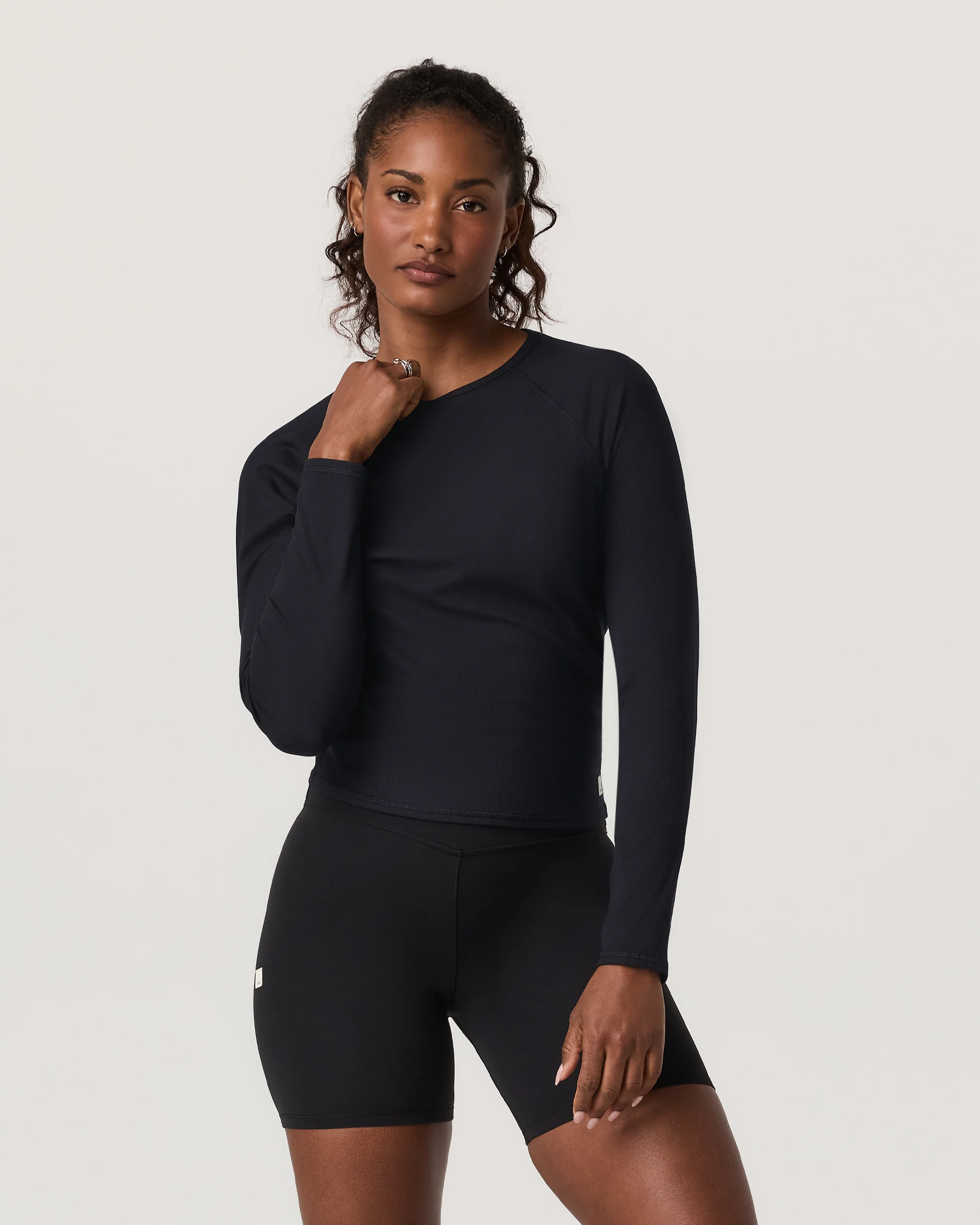 Long Sleeve Pose Crew - Vuori Warehouse Sale​