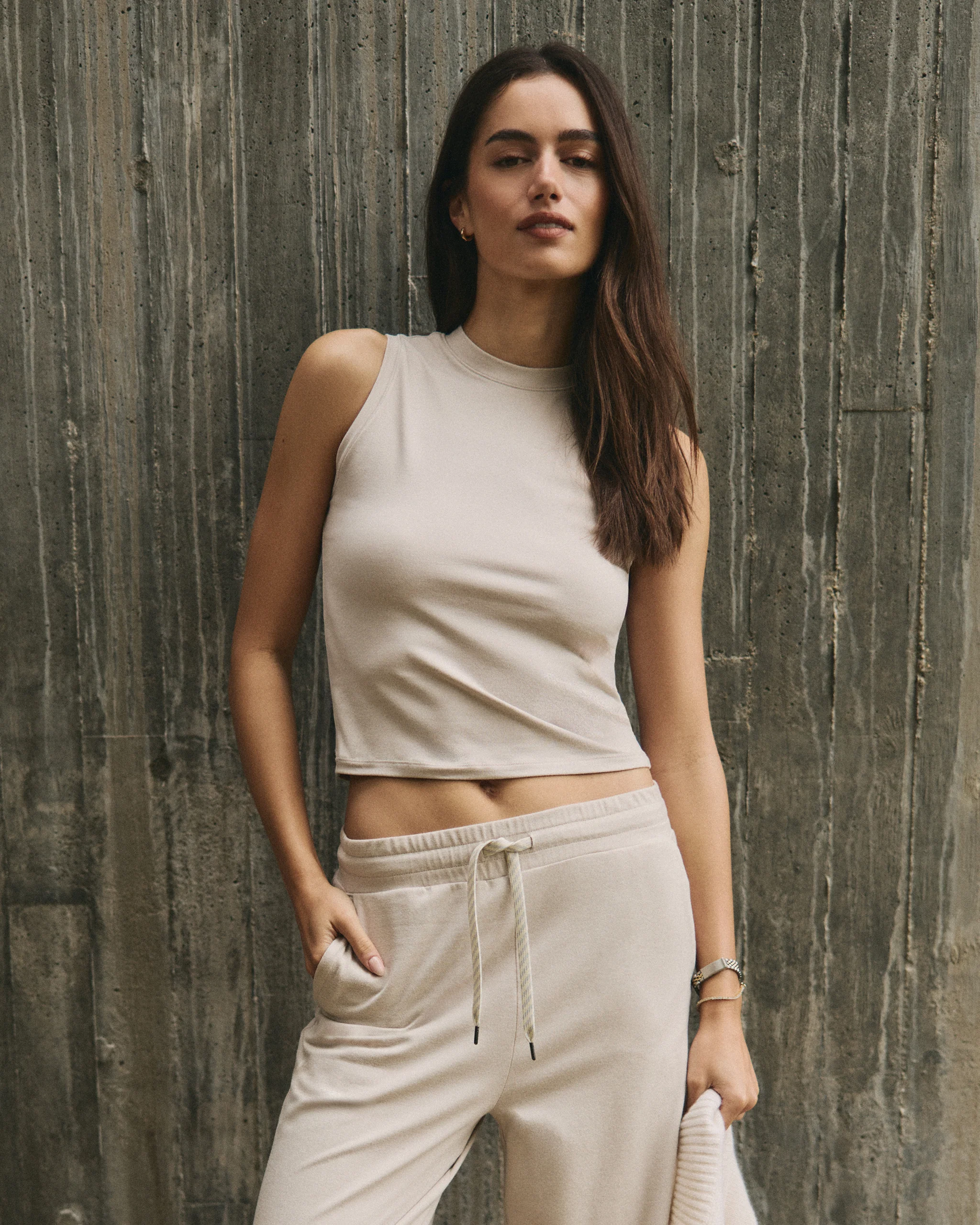 Halo Muscle Tank - Vuori Warehouse Sale​