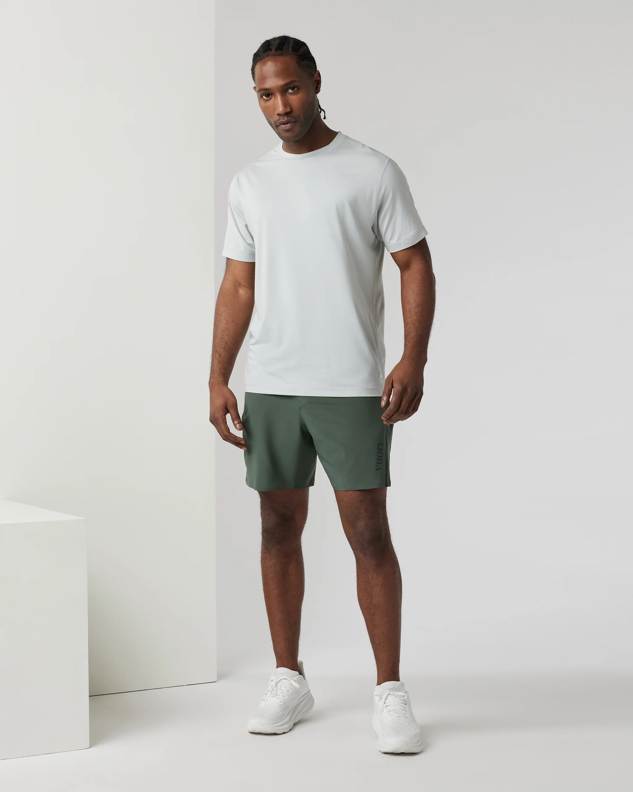 Tradewind Performance Tee 2.0 - Vuori Warehouse Sale​