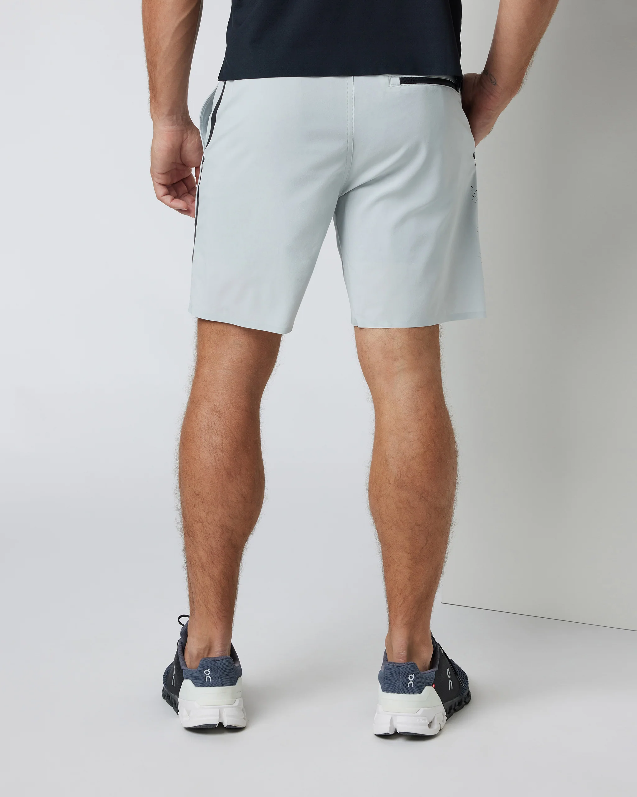 Domain Performance Short - Vuori Warehouse Sale​