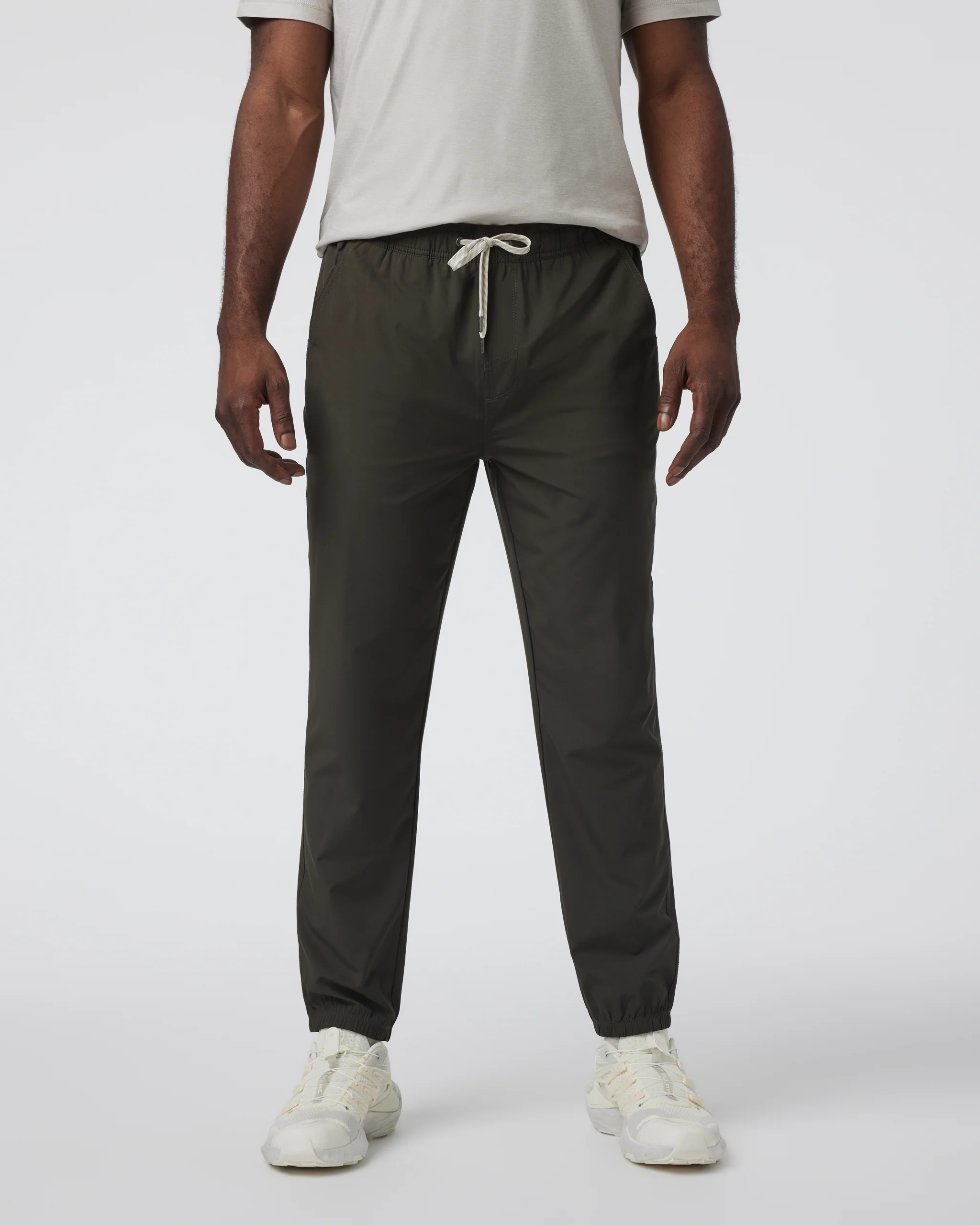 Kore Jogger Lined - Short - Vuori Warehouse Sale​