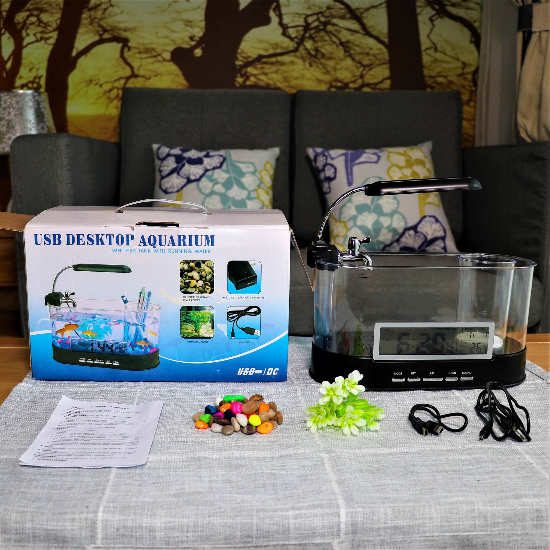 USB Desktop Mini Aquarium with Time Date Temperature Display – LED Fish Tank