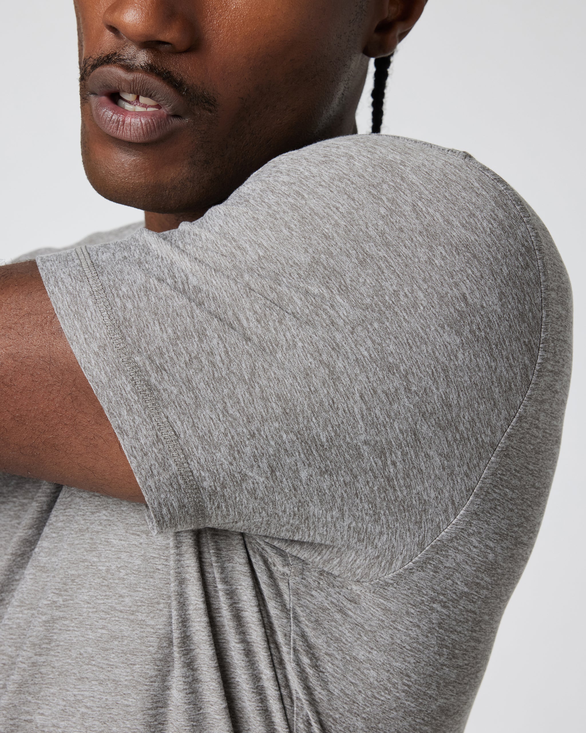 Strato Tech Tee - Vuori Warehouse Sale​