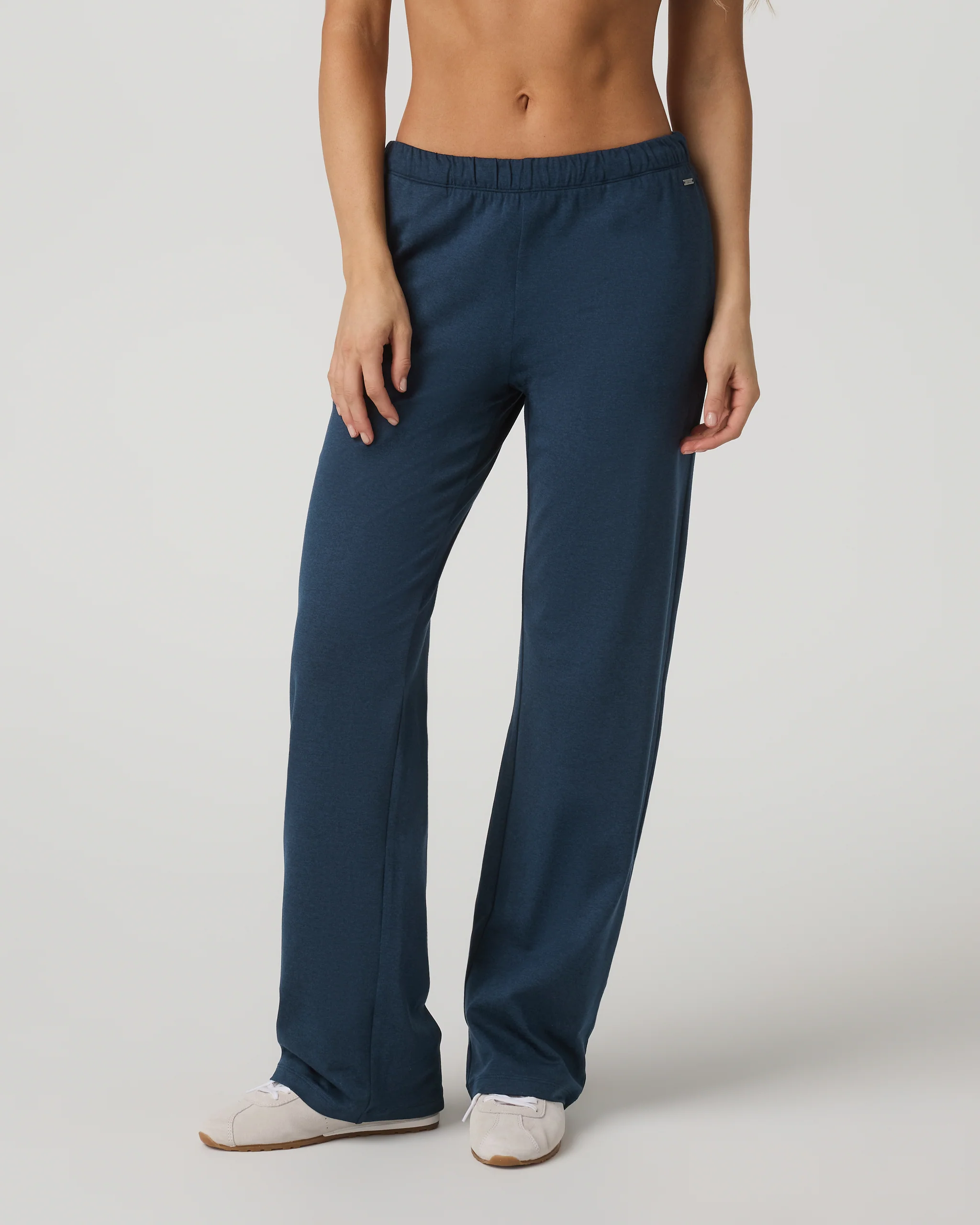 Halo Modern Straight Leg Pant - Short - Vuori Warehouse Sale​