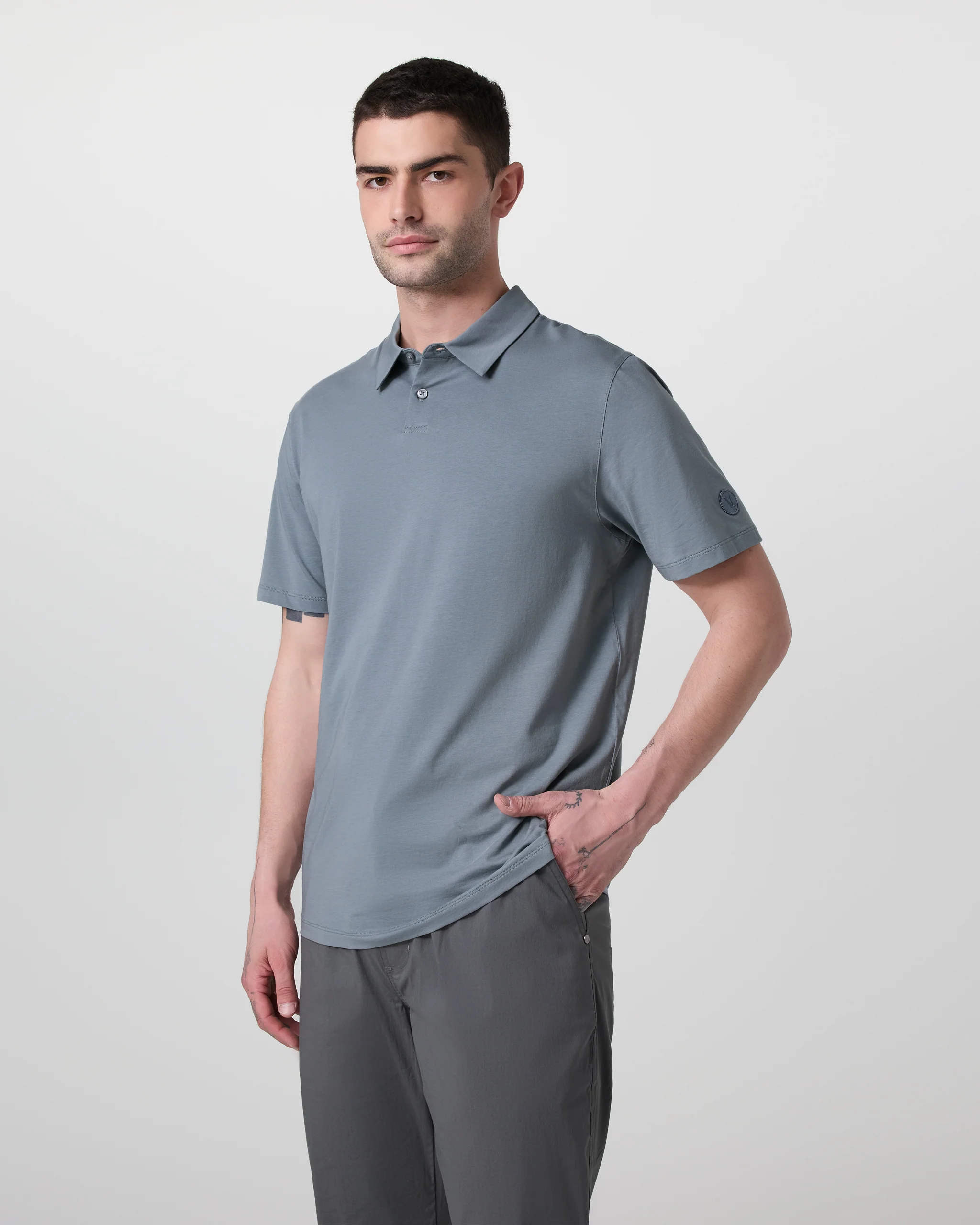 Short Sleeve Feather Polo - Vuori Warehouse Sale​