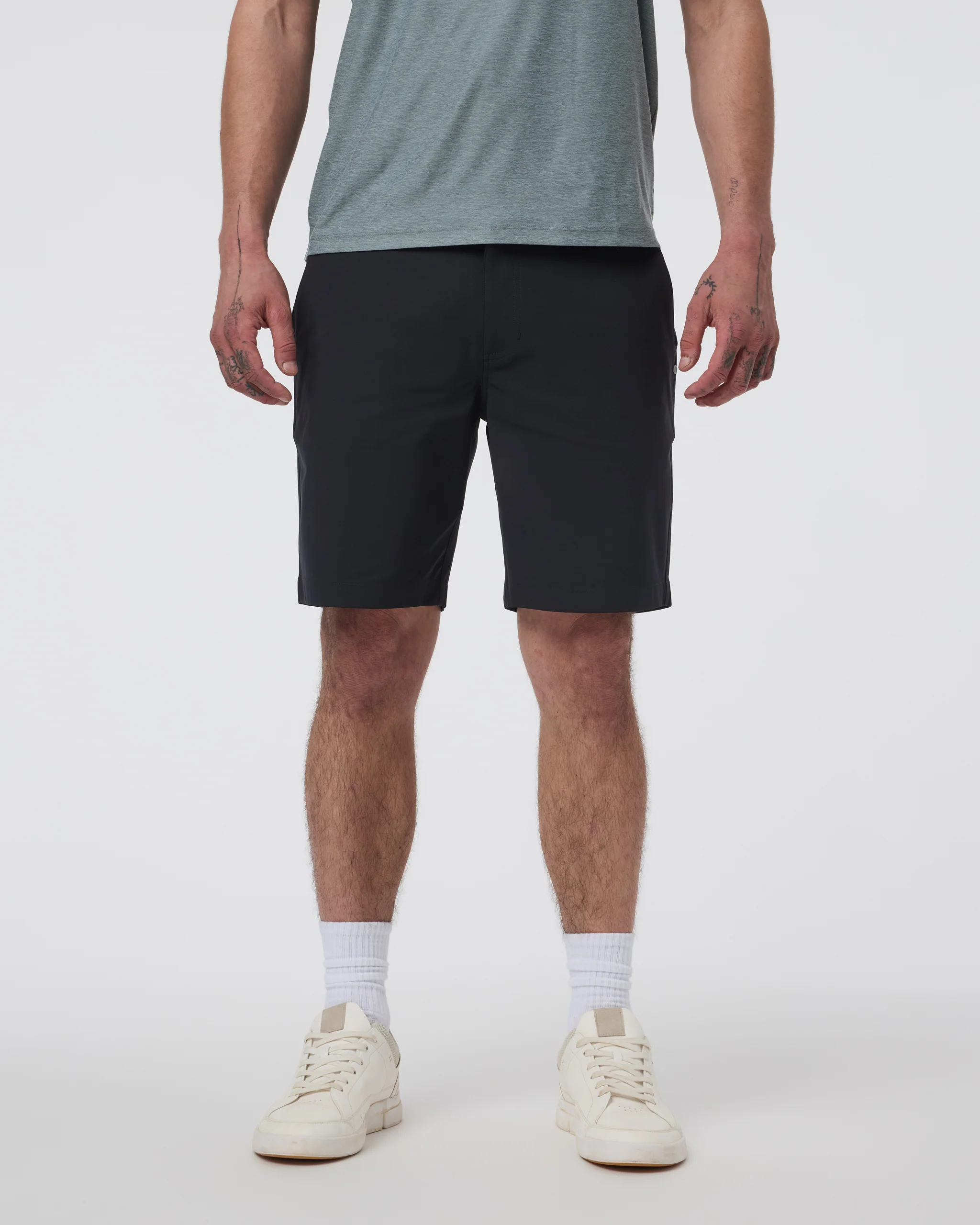 Vuori Meta™ Short 8\