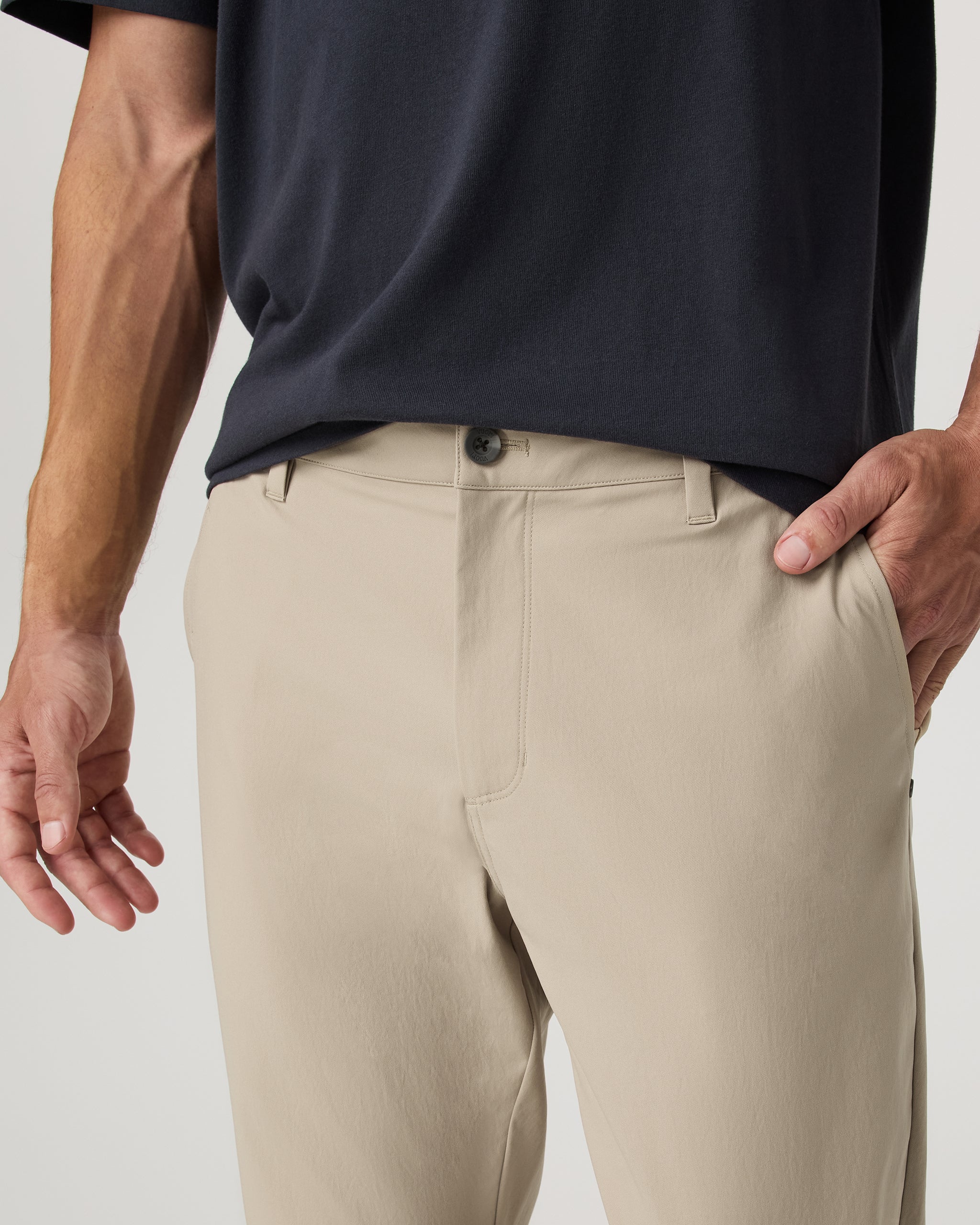 Cascade Tech Chino Pant Classic Fit 32\