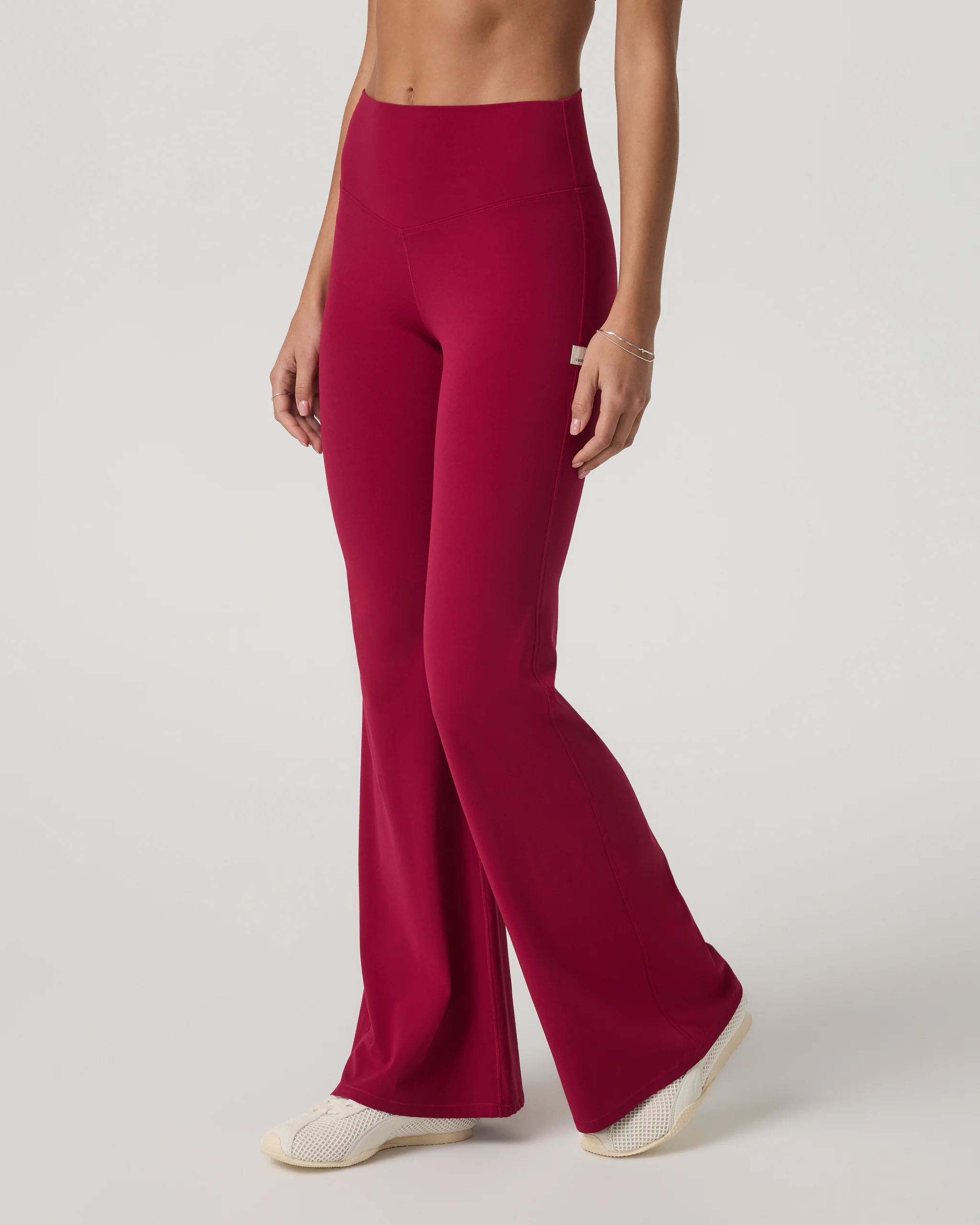 Vuori AllTheForm™ Flare-Short - Vuori Warehouse Sale​