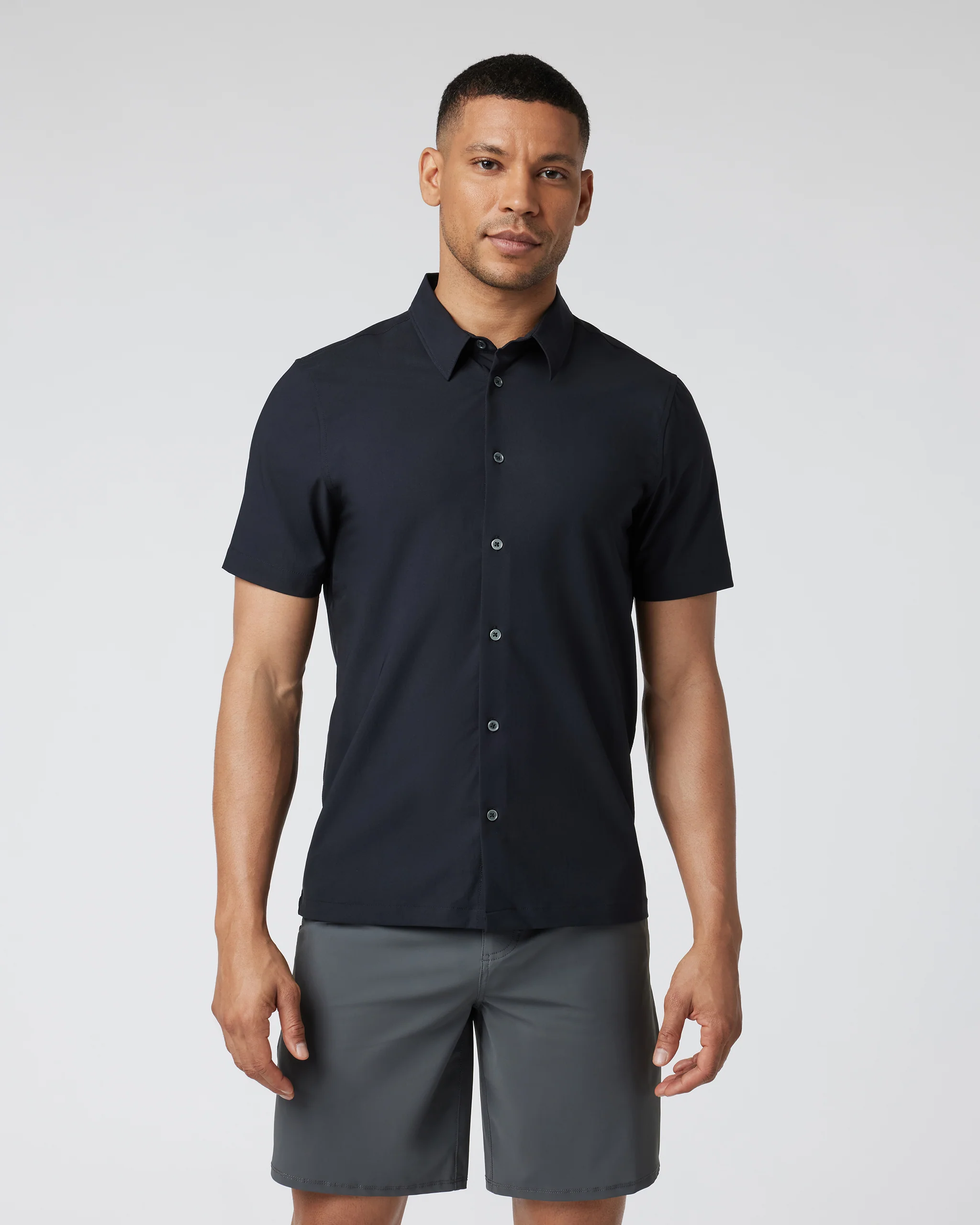 Short Sleeve Manhattan Button Down - Vuori Warehouse Sale​