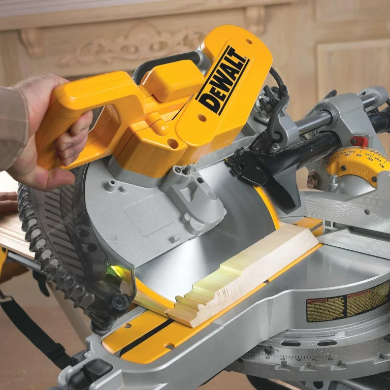 DEWALT DWS780 12-Inch Double Bevel Sliding Compound Miter Saw (DWS780) , Black