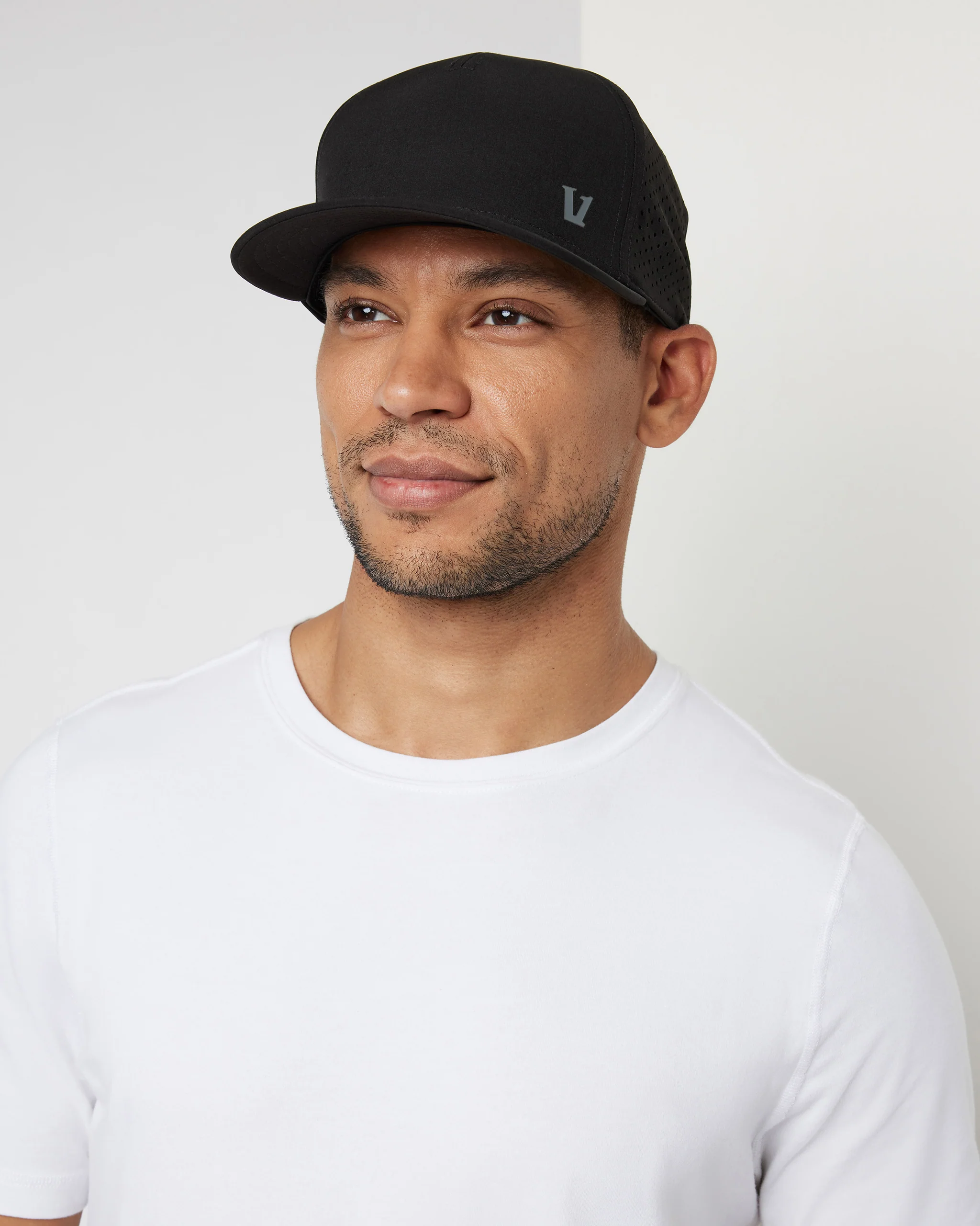 V1 Water Tech Hat - Vuori Warehouse Sale​
